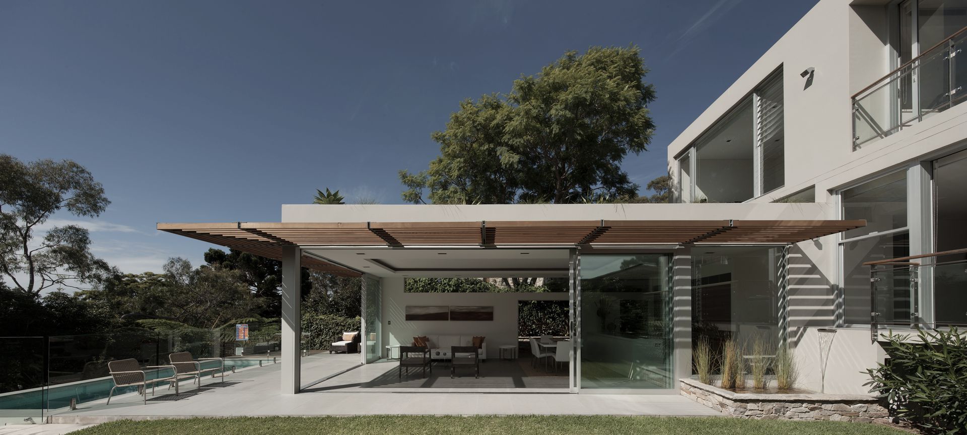 Green Roof House banner