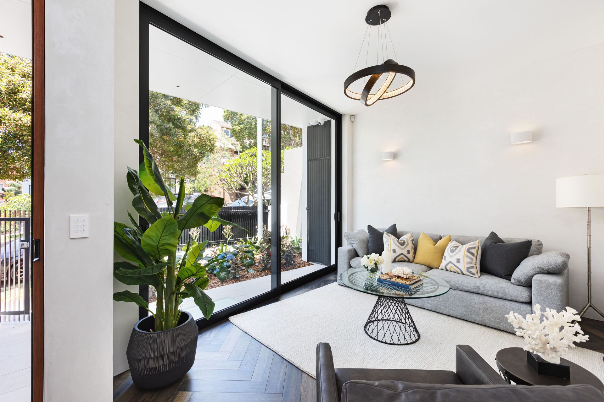 Photography: Cobden Hayson