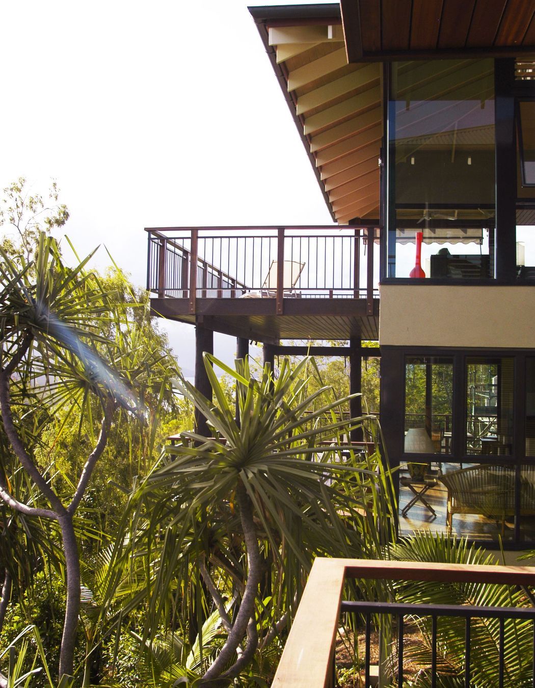 Island Point Residence