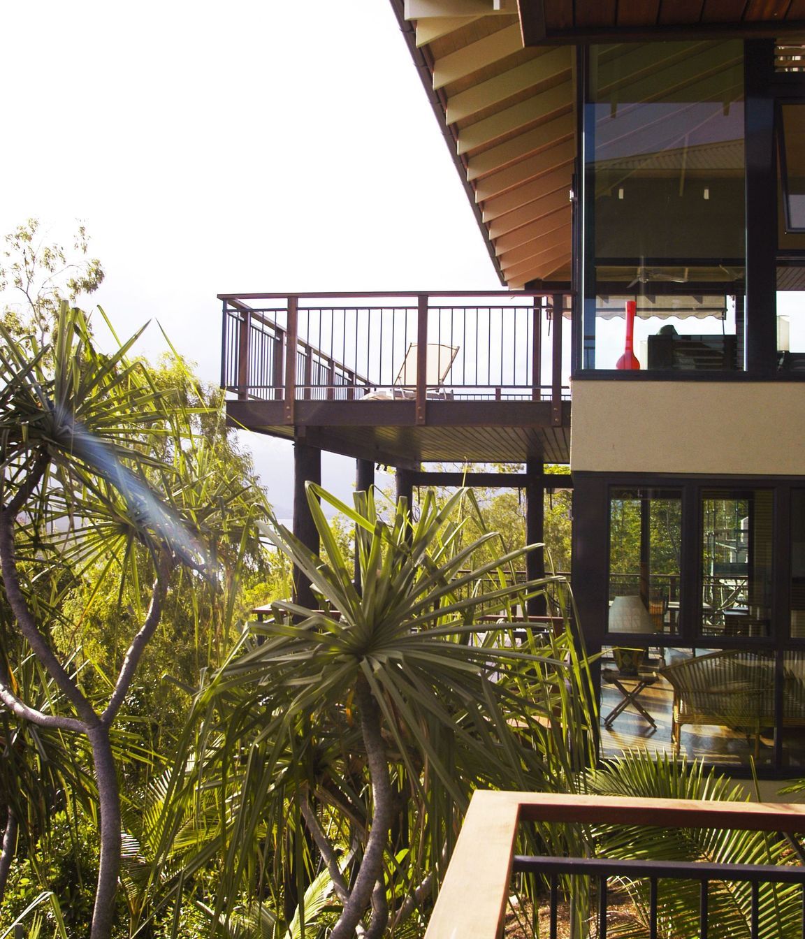 Island Point Residence