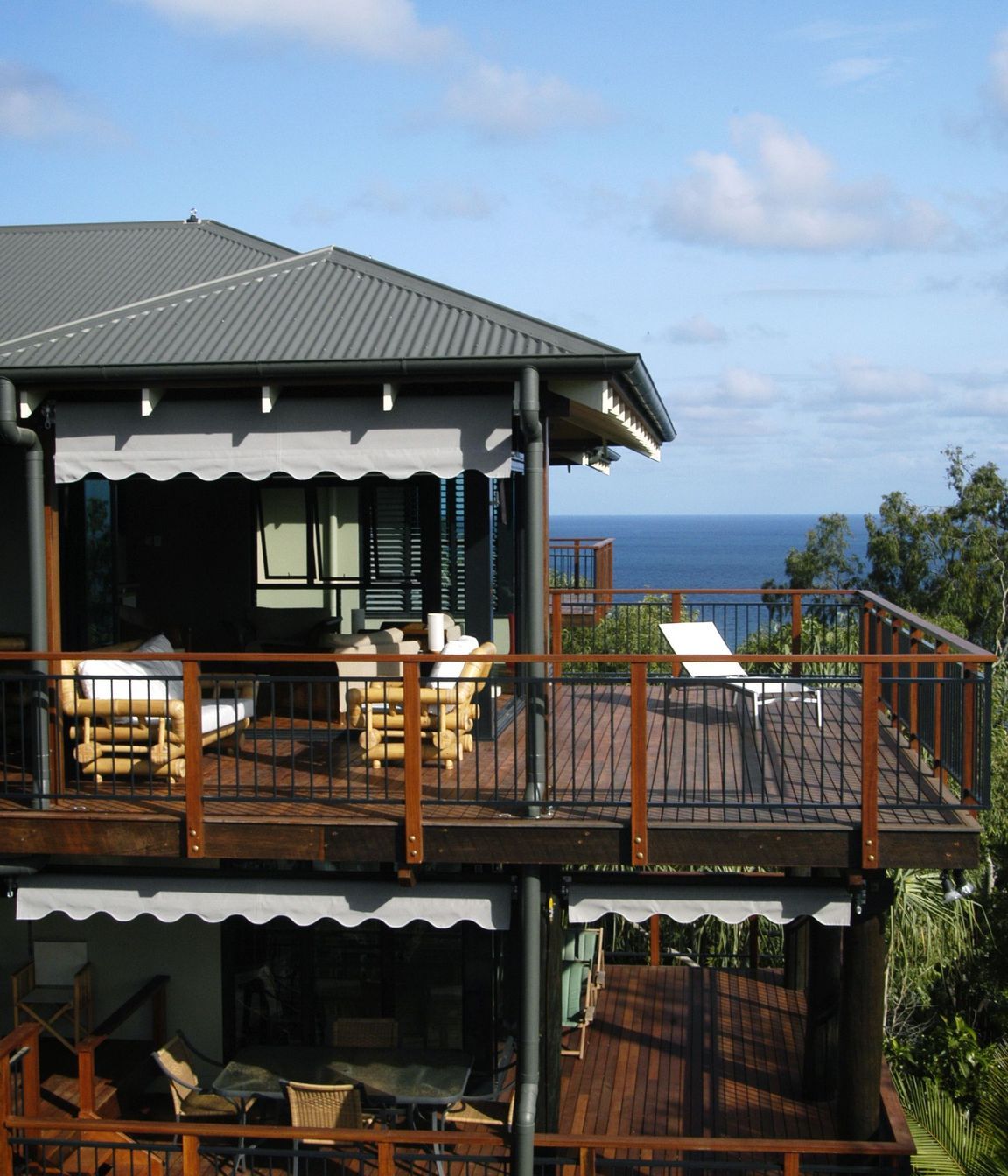 Island Point Residence