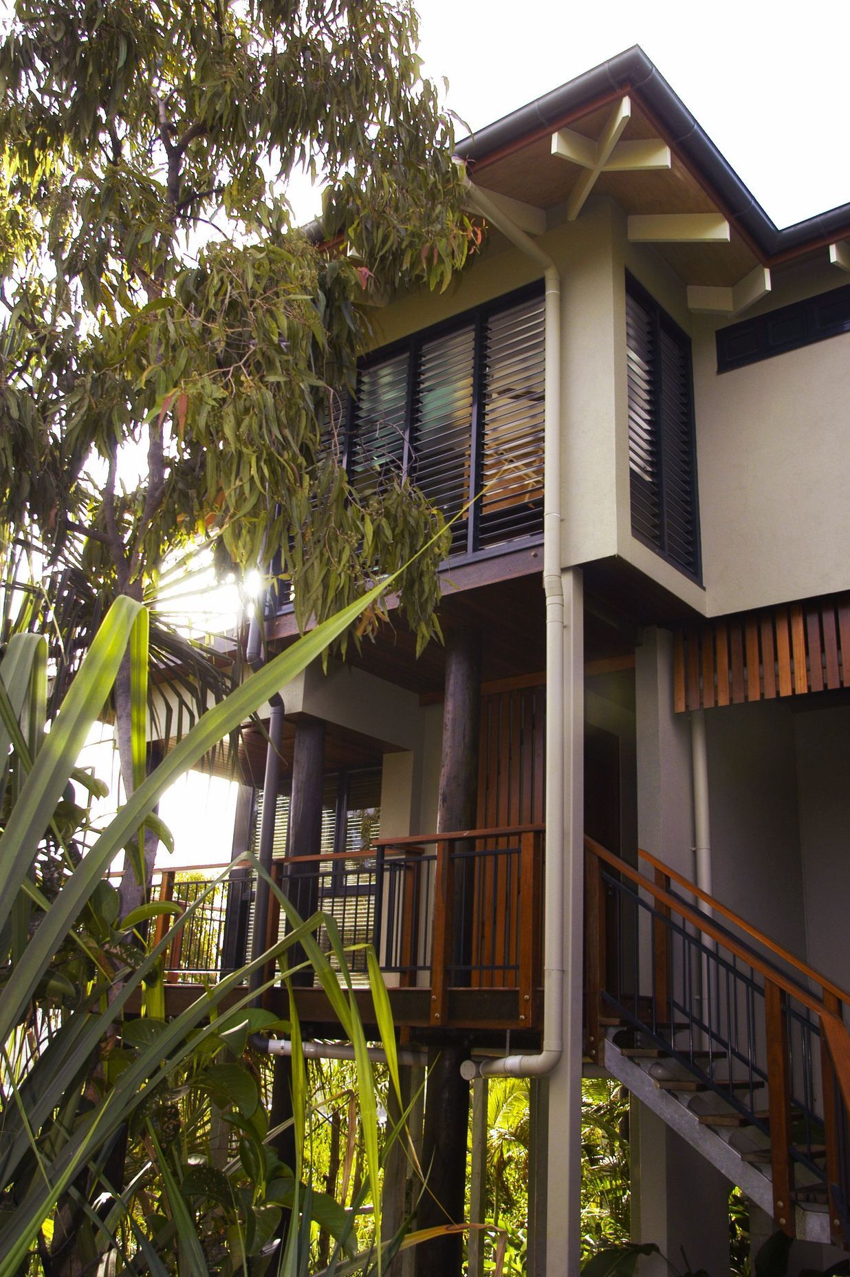Island Point Residence