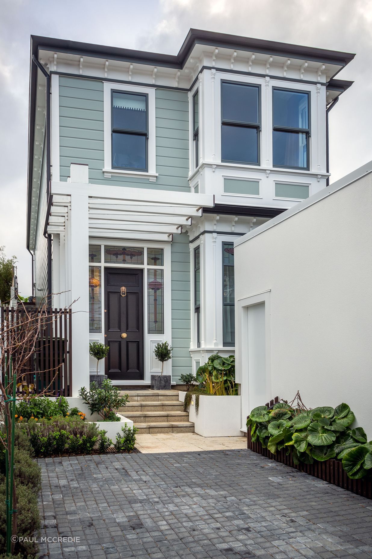 Roxburgh-House-01.jpg