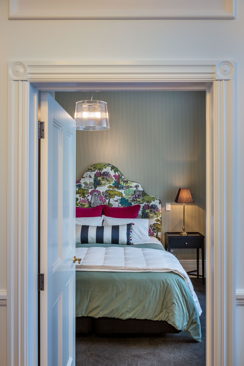 Roxburgh-House-02-v2.jpg