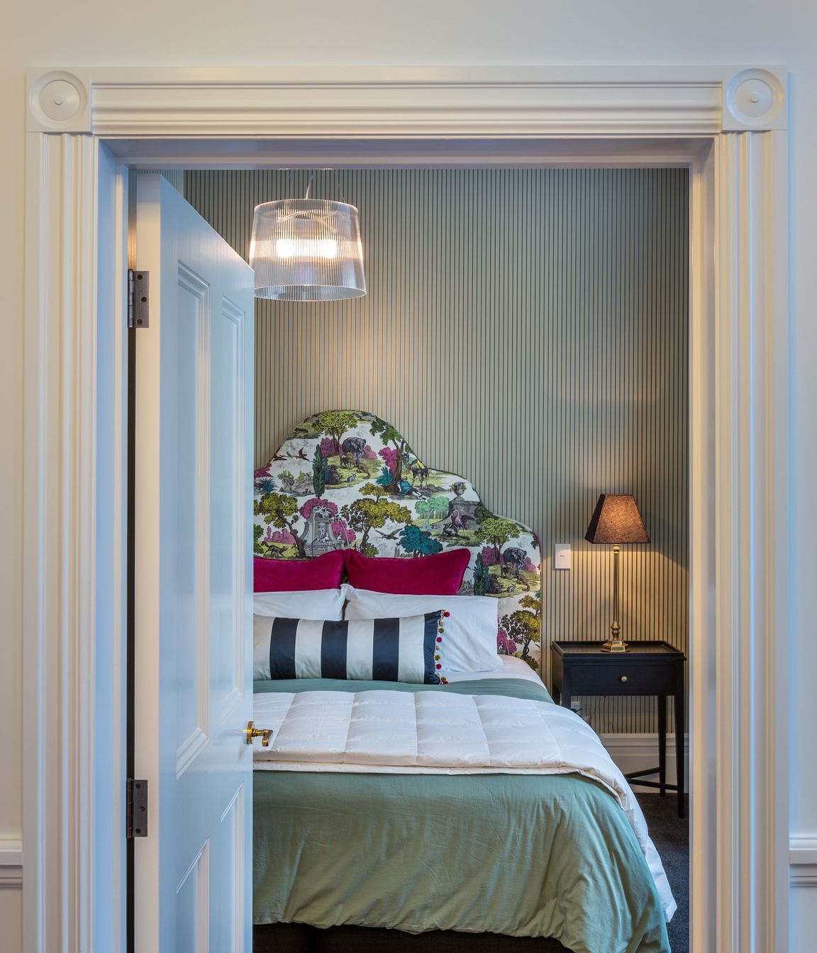Roxburgh-House-02-v2.jpg