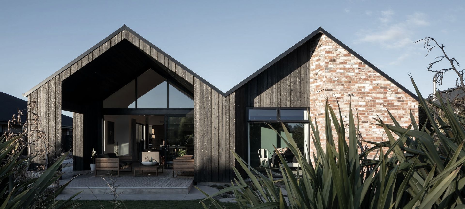 Tongariro - Reclaimed Brick banner