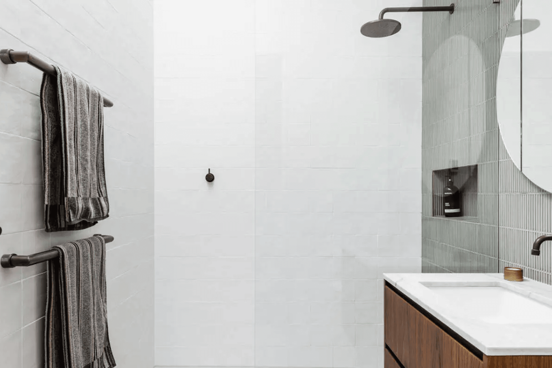 Tavira Limestone Alfresco | Bayside Built | Weir Phillips Architect