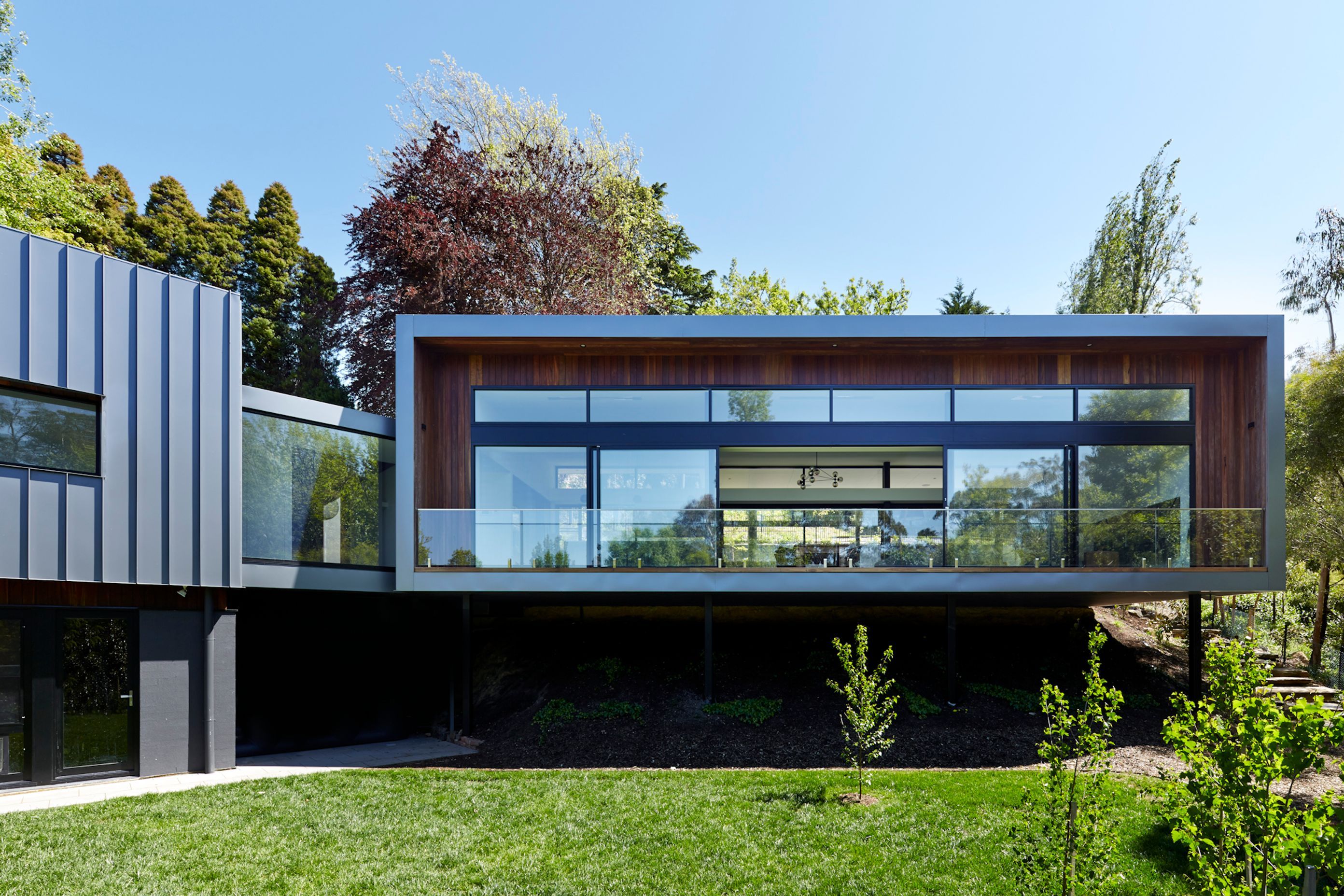 Bond Residence