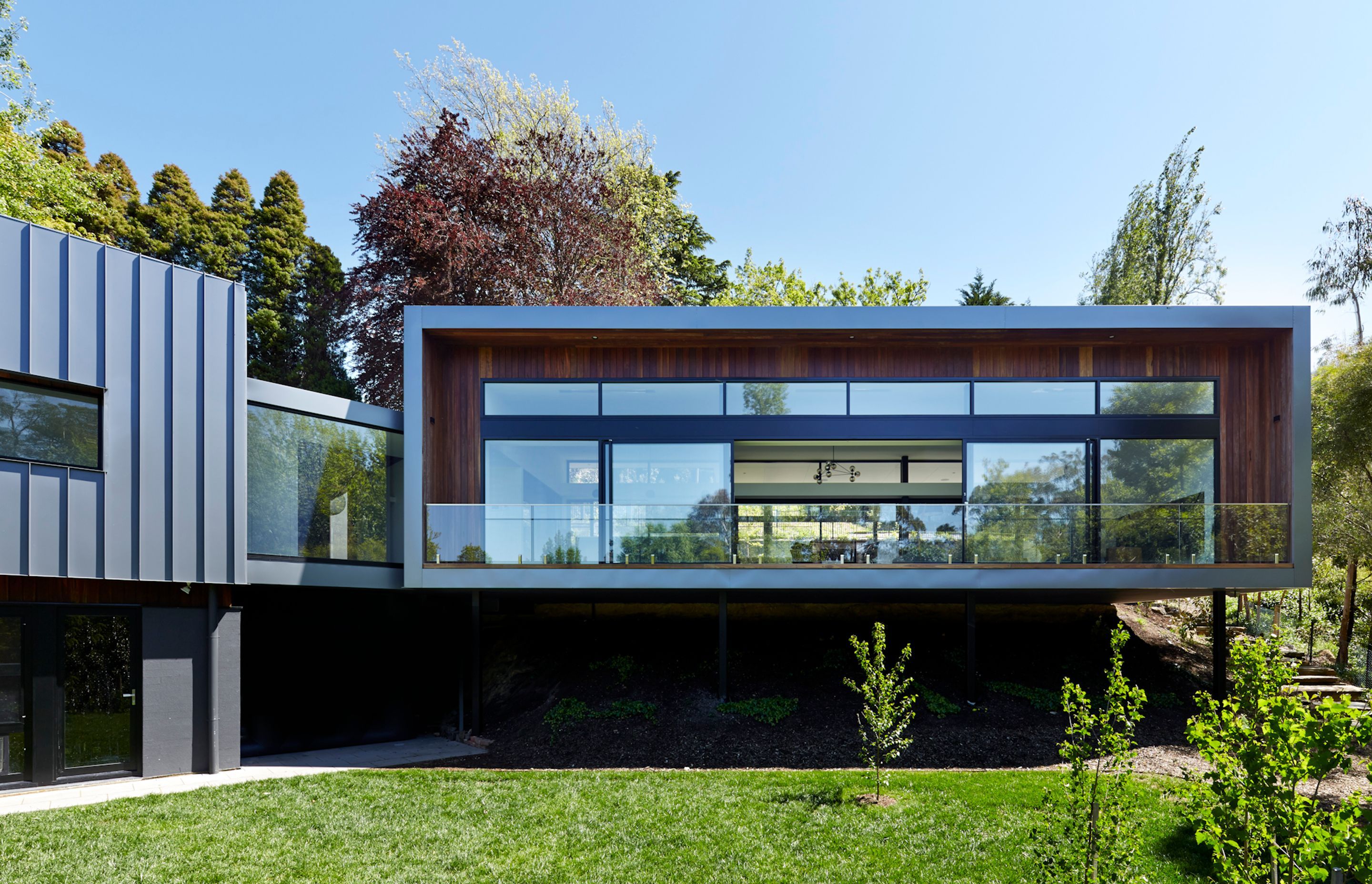 Bond Residence