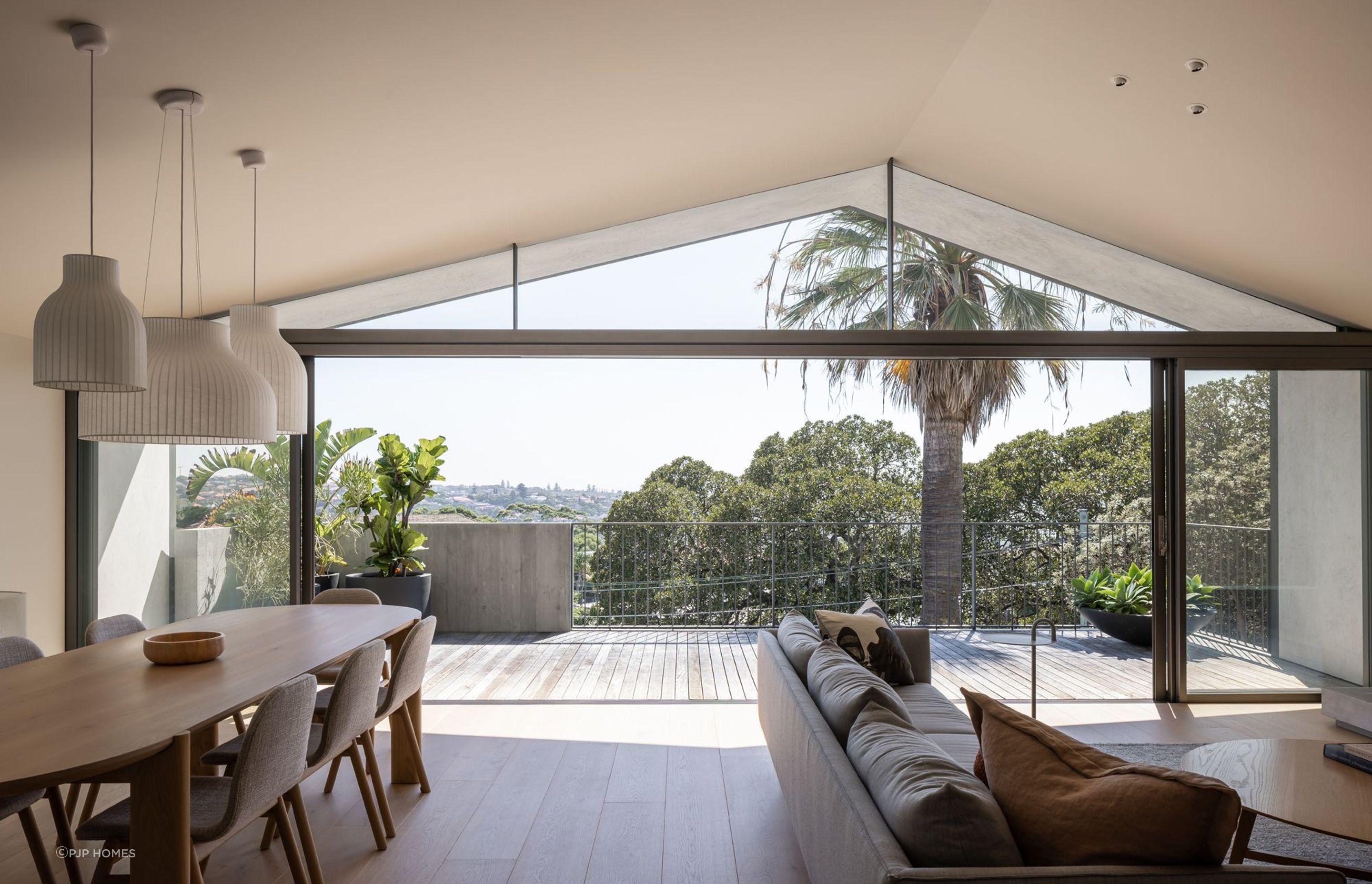 Dudley St, Coogee