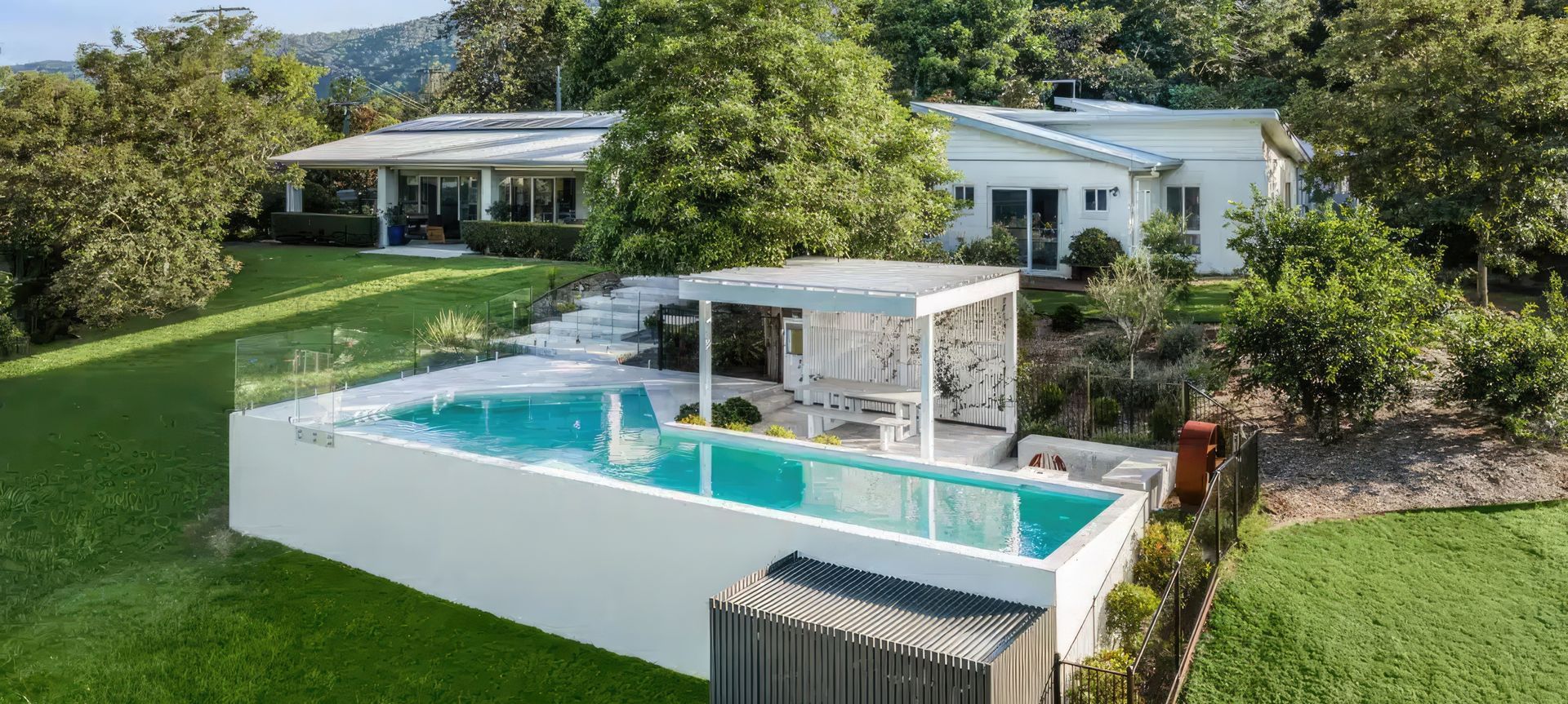 Aesthetic Pools & Landscapes, QLD – Gold Winner banner