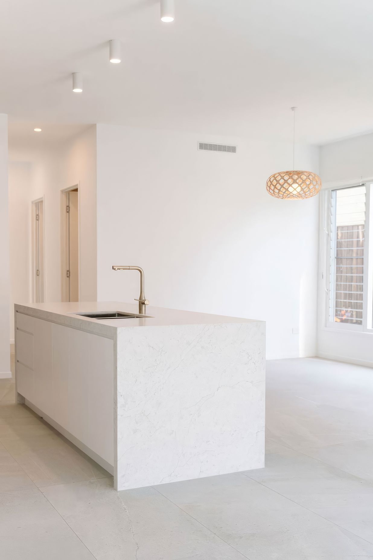 ScaledOOMOO-DUPLEX-041000x-standard-scale-200x.jpg