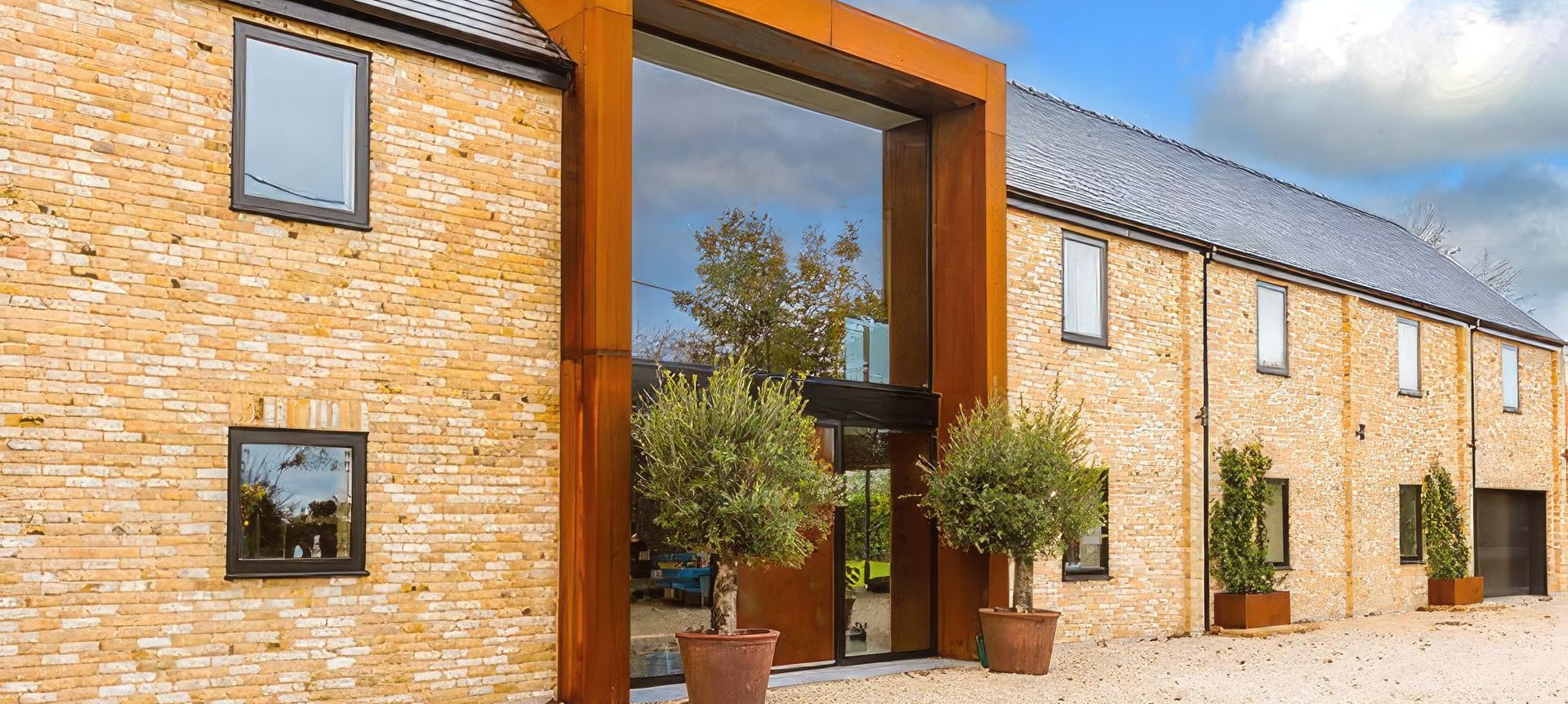 Modern architectural design and traditional materials banner