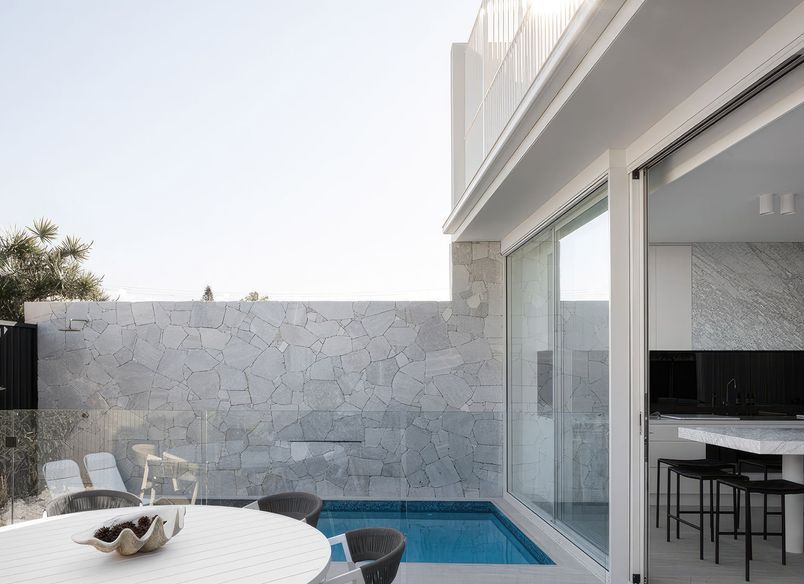 Buddina Duplex
