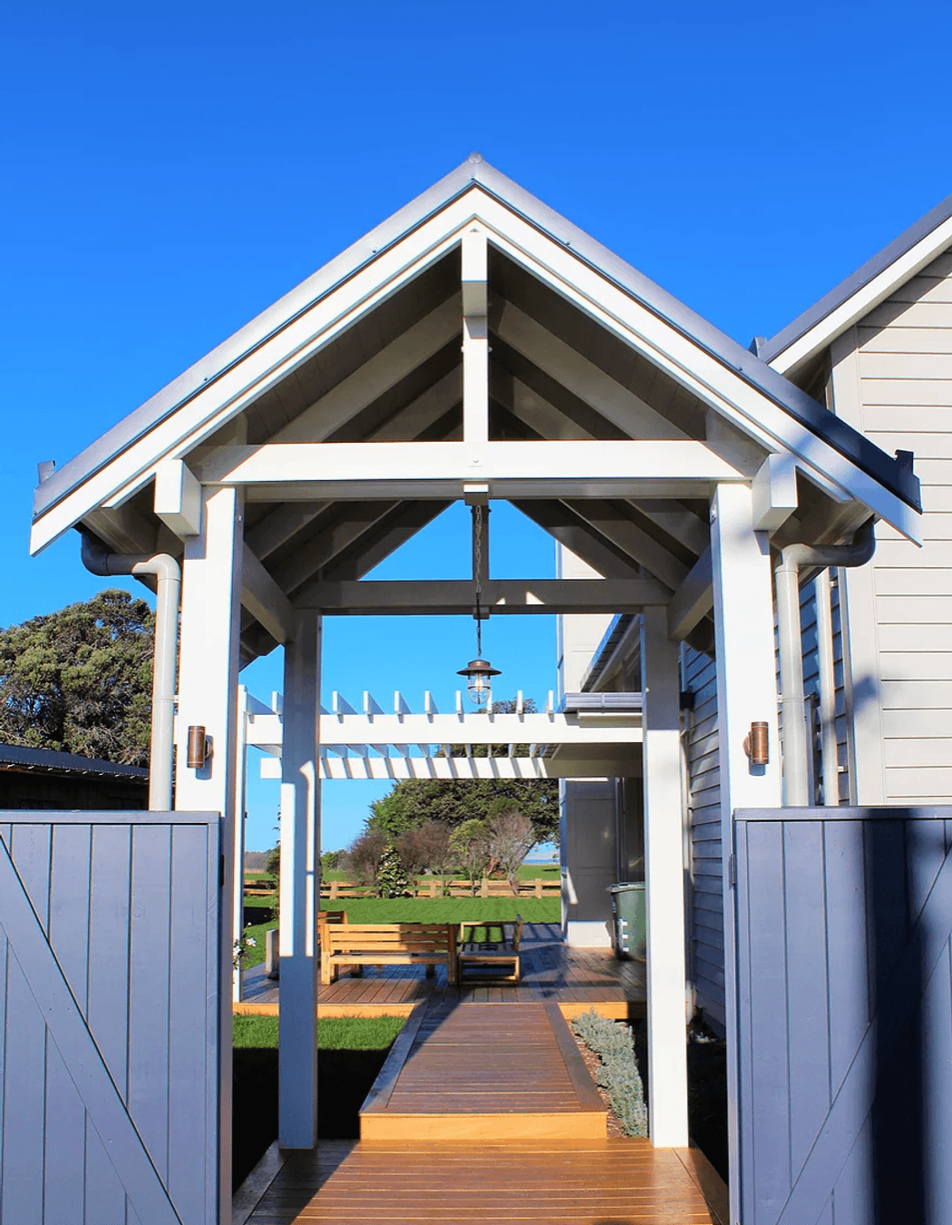 Beach Getaway, Waimarama