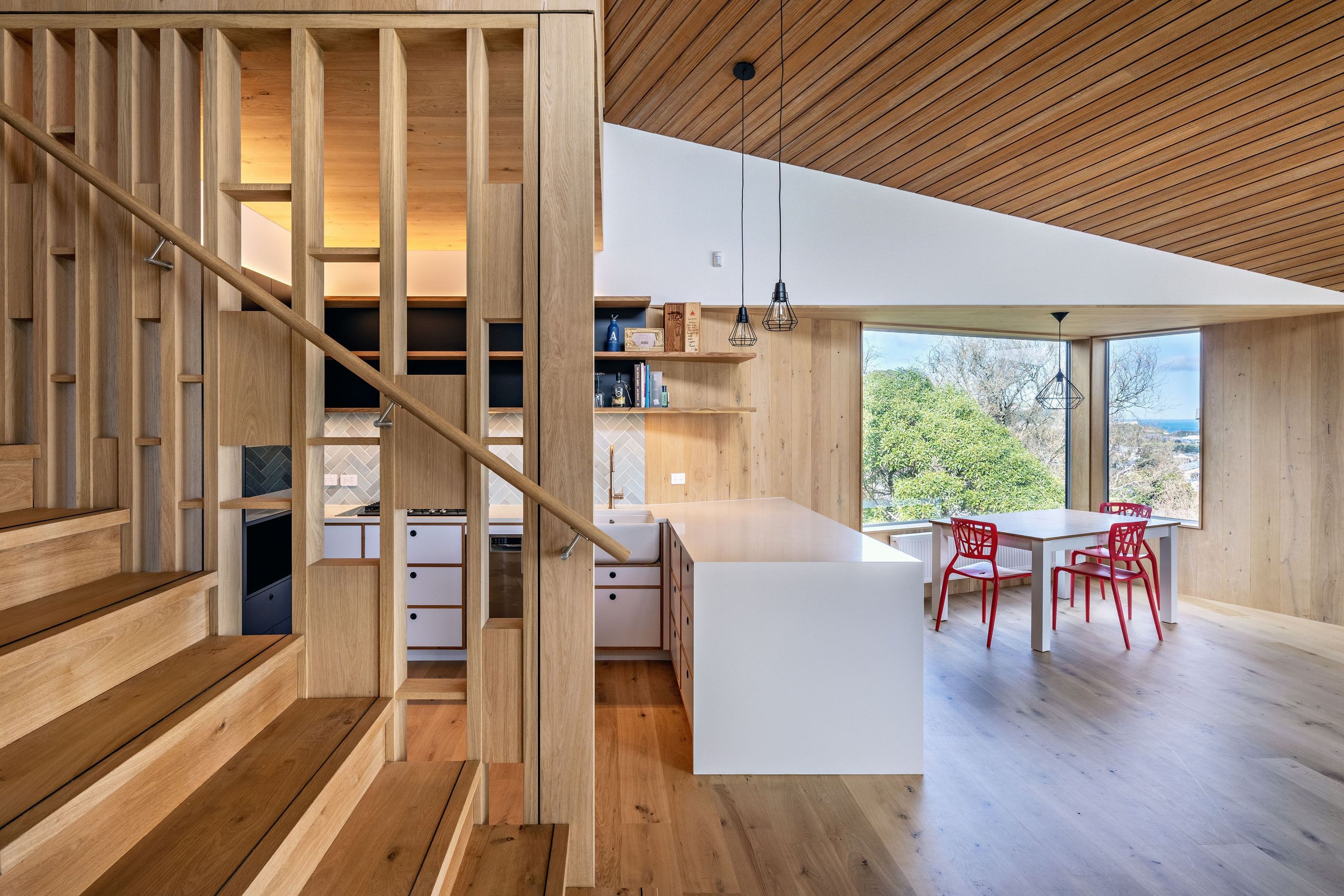 Seatoun-Heights-House-02.jpg