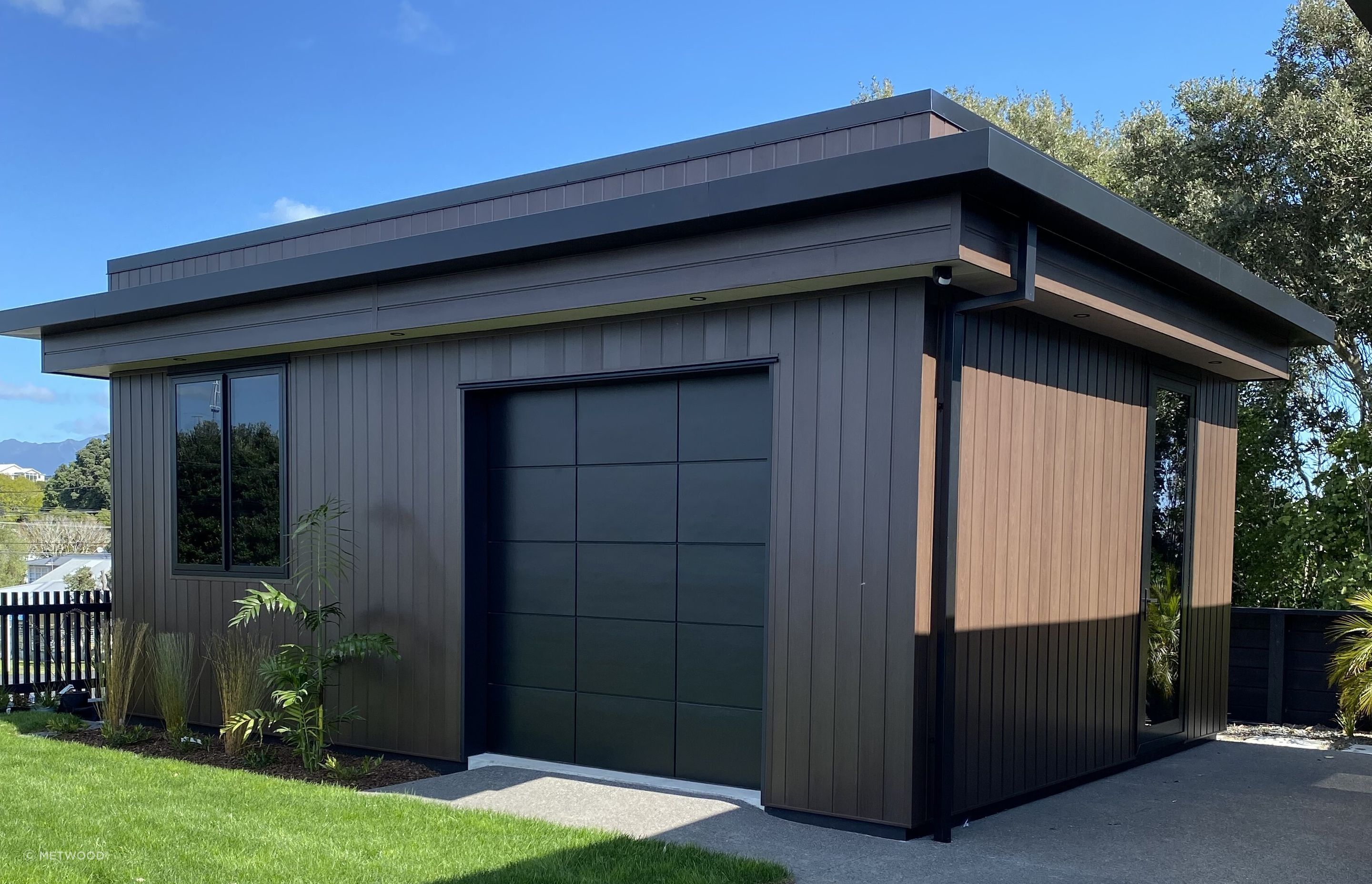 Shed.jpg