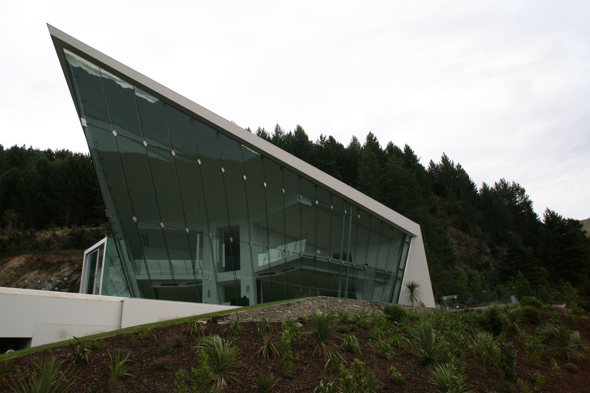 Jagged Edge - Queenstown