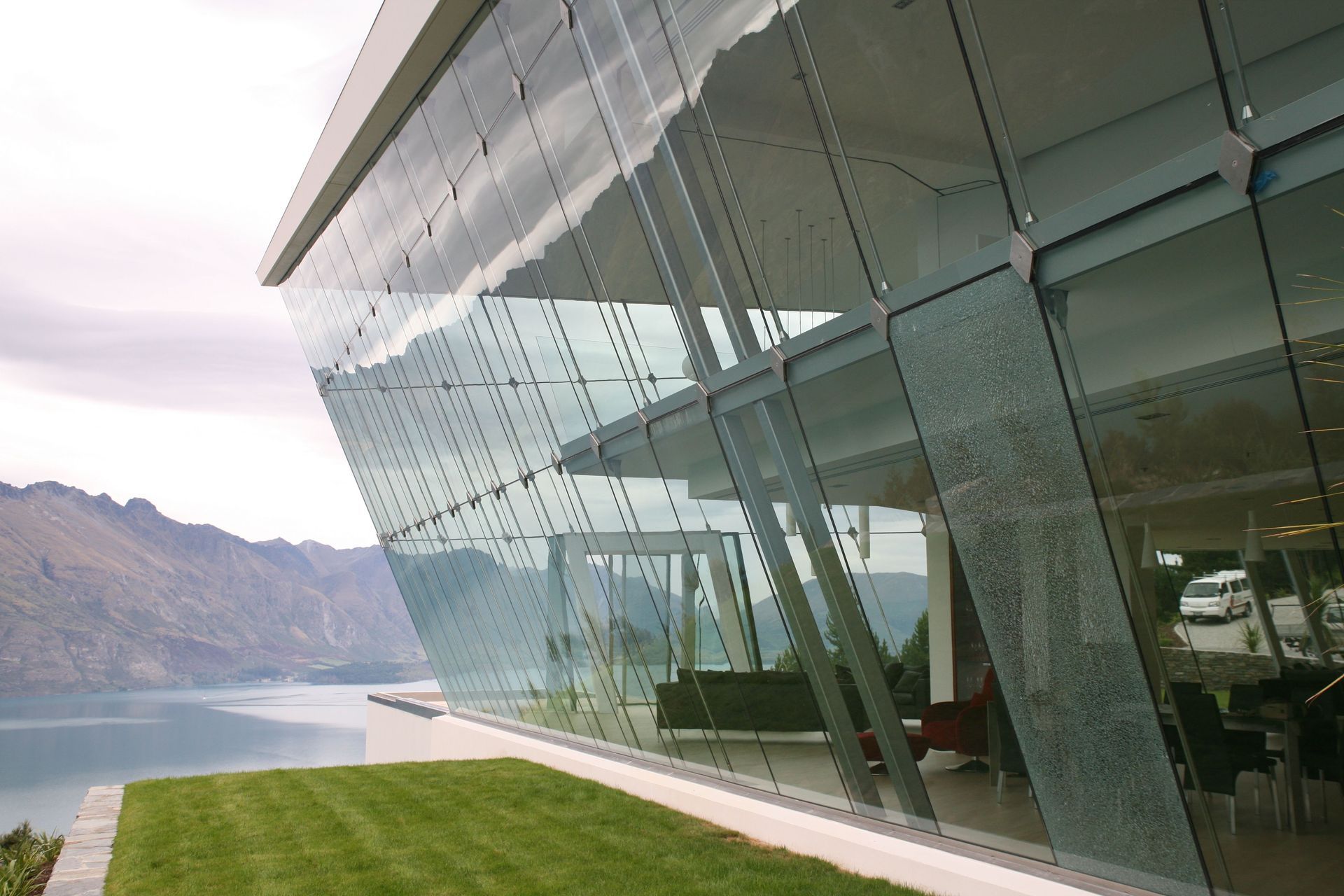 Jagged Edge - Queenstown