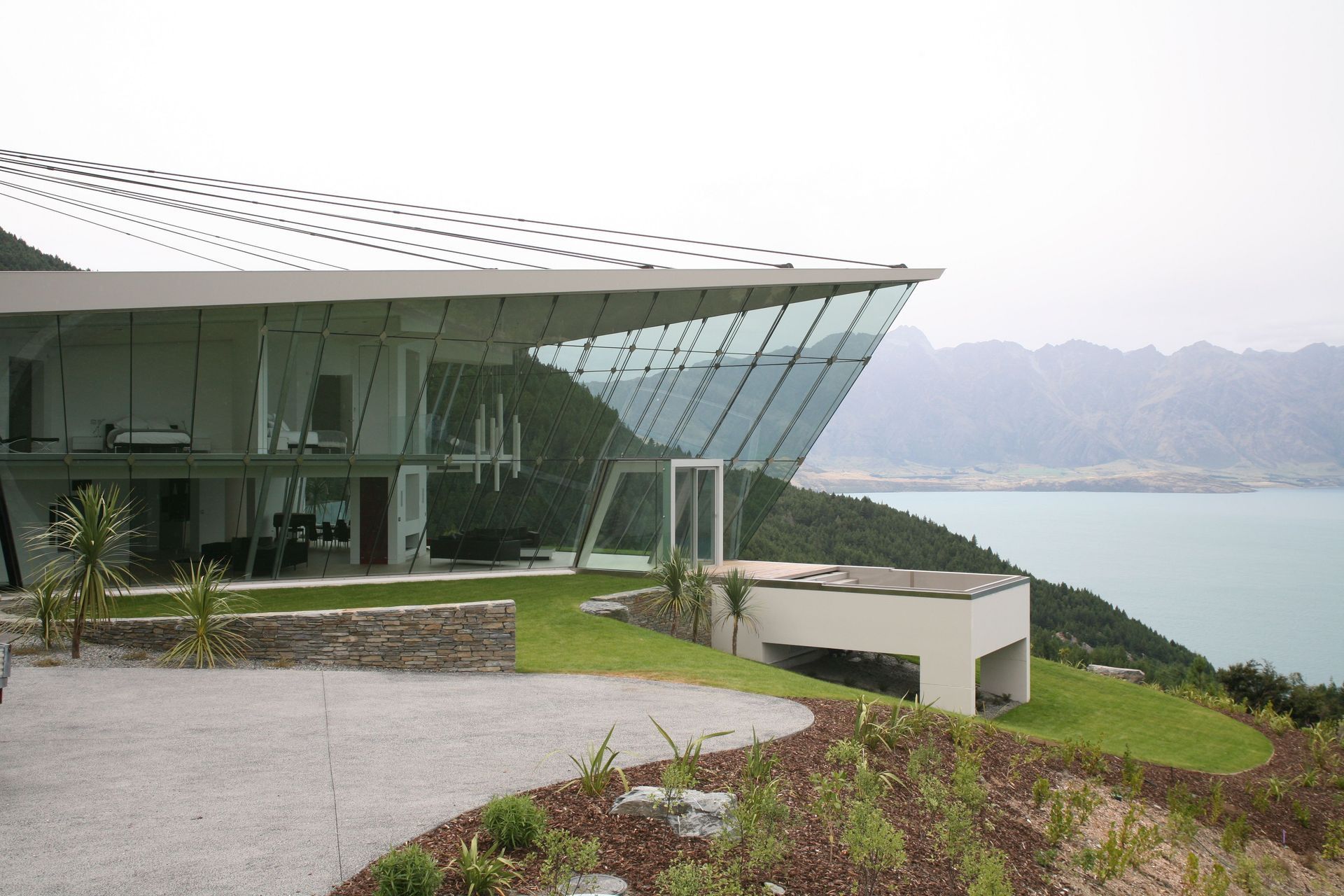 Jagged Edge - Queenstown