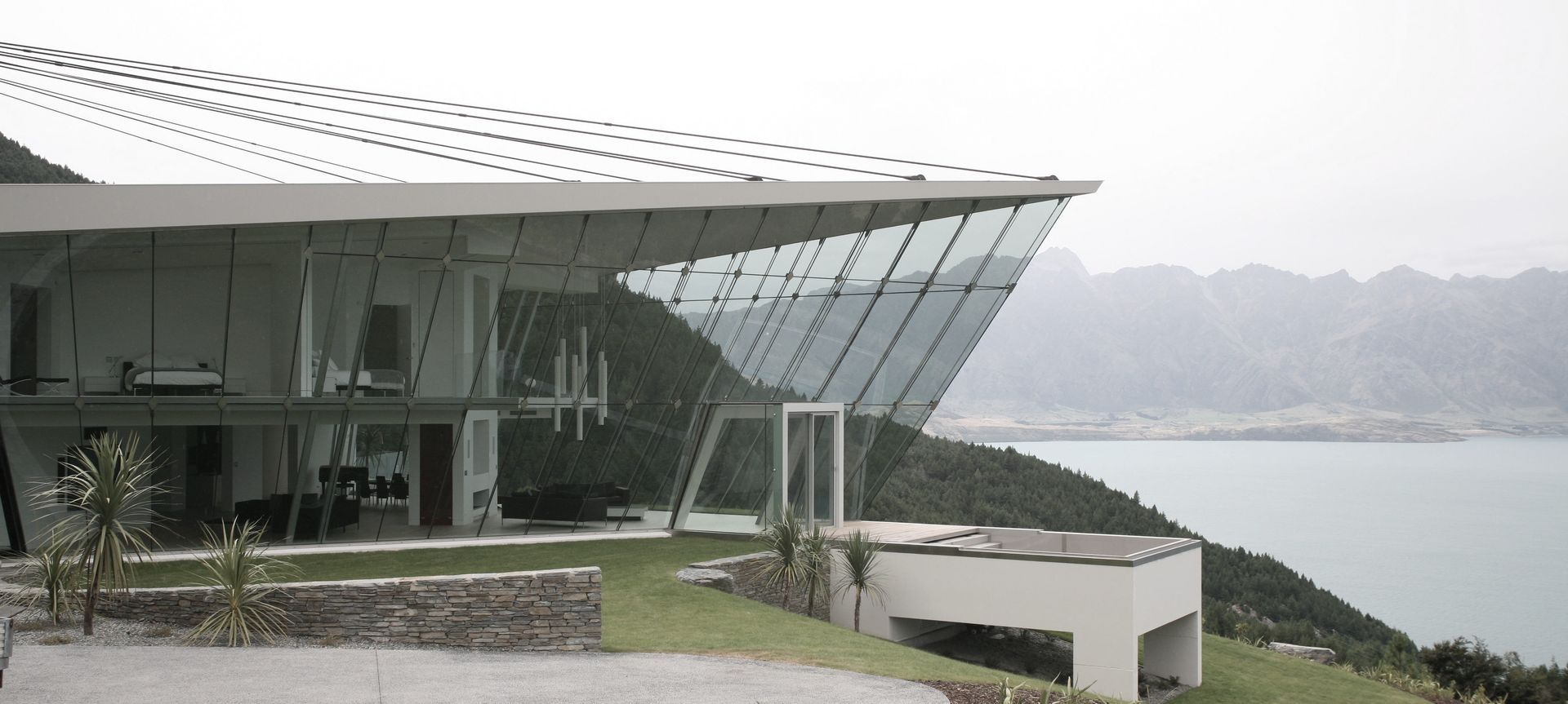 Jagged Edge - Queenstown banner