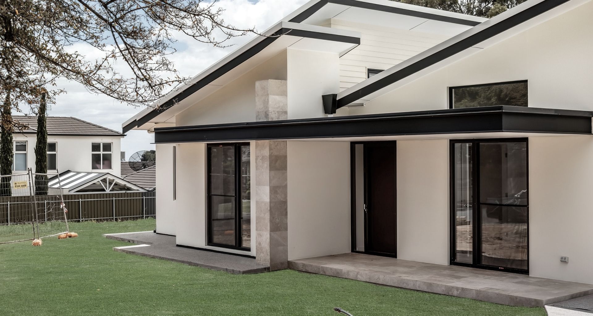 Skillion Roof Modern Home banner
