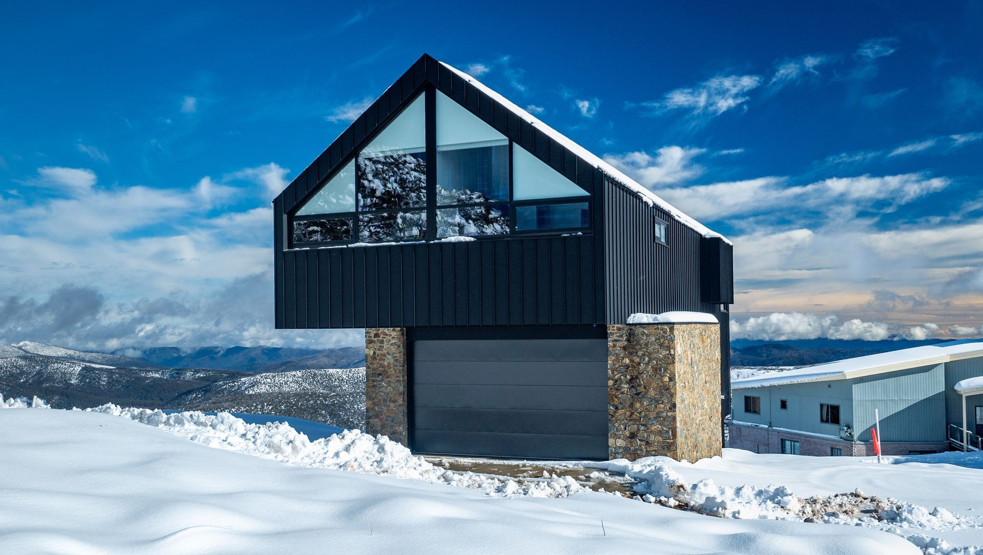 Hotham Residence banner