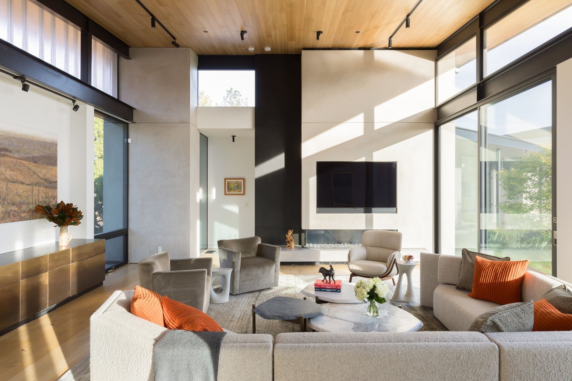 SodaRock2420231102jpg-LivingRm.jpg