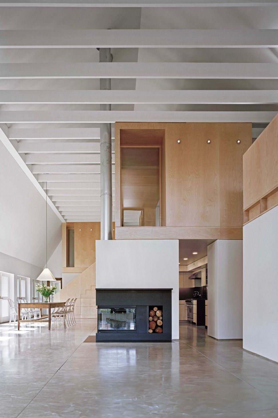 SpechtNovak-ModernBarn-MichaelMoran-interior03-copy.jpg