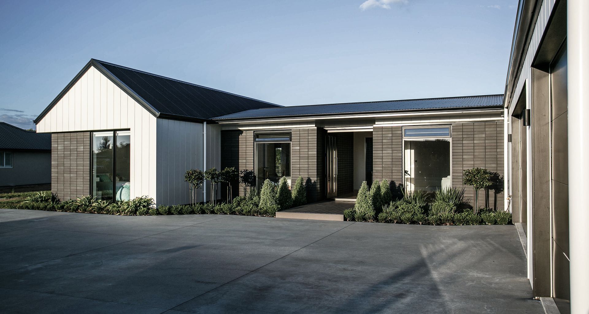Stylish Executive Living - Cambridge banner