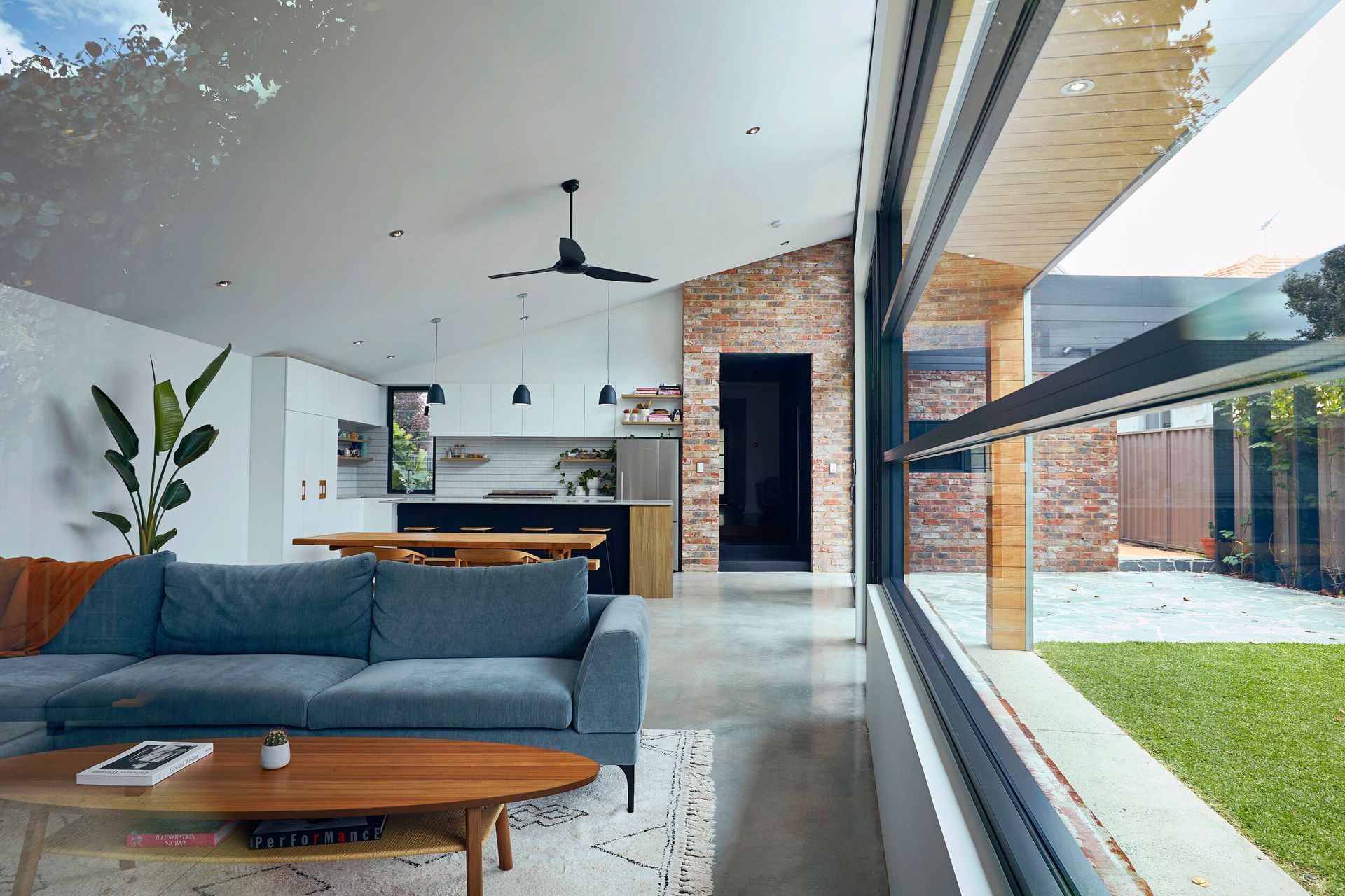 Photography : Luke Carter Wilton