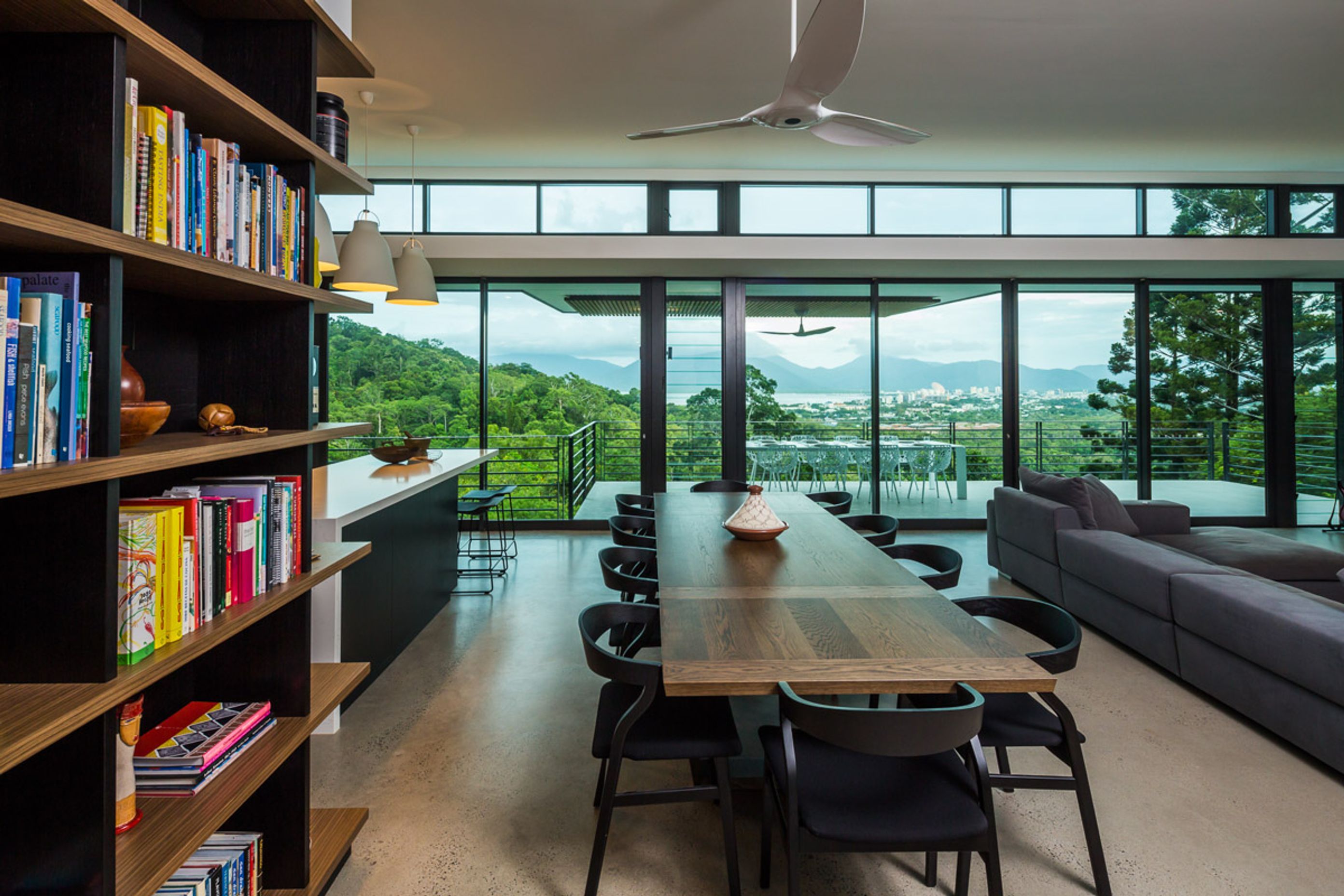 Edge Hill Residence