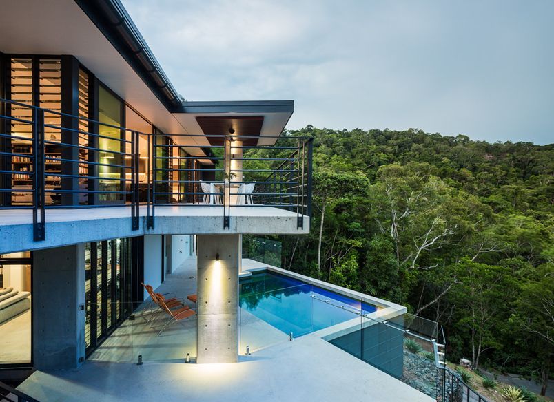 Edge Hill Residence