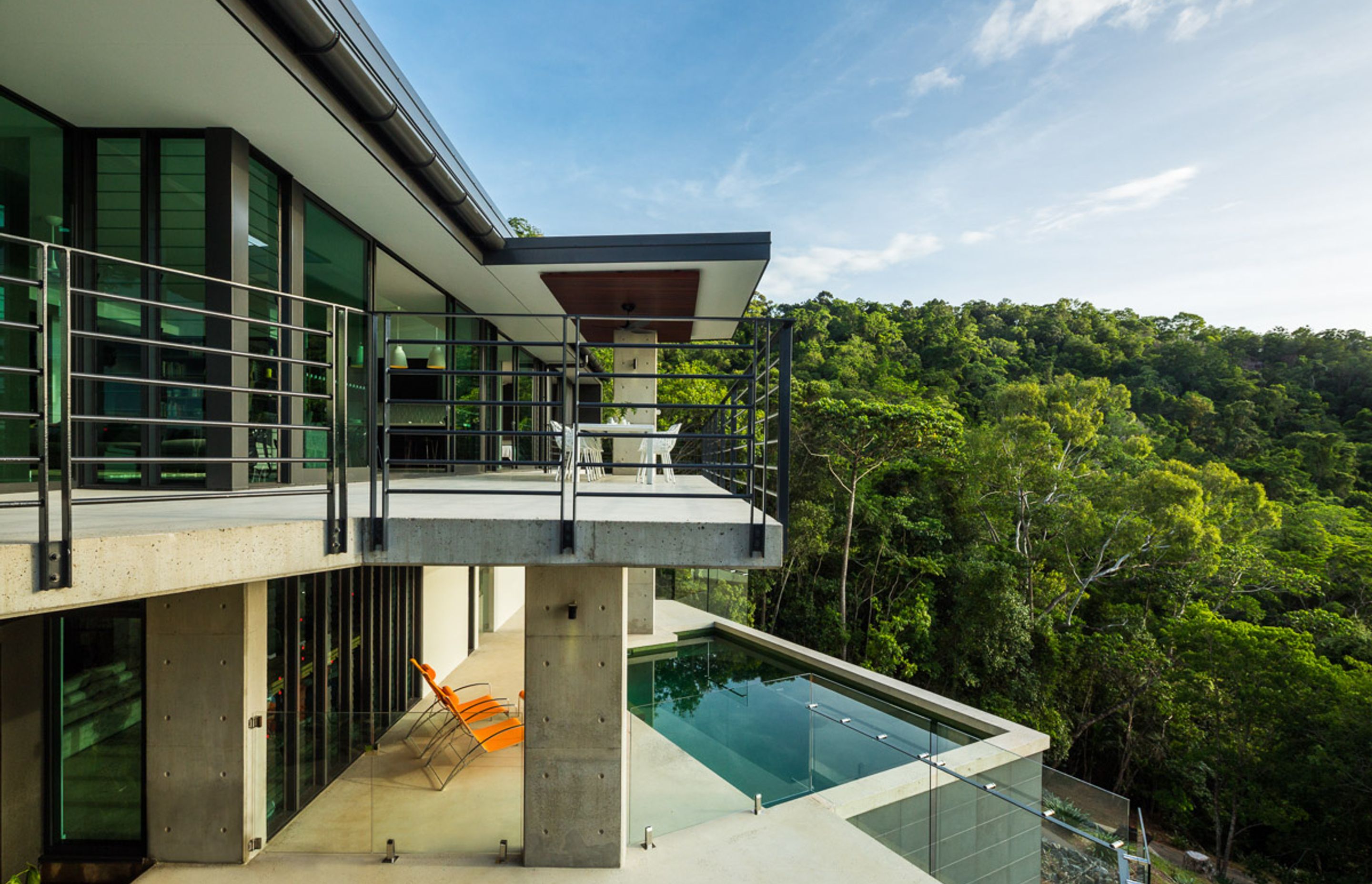 Edge Hill Residence