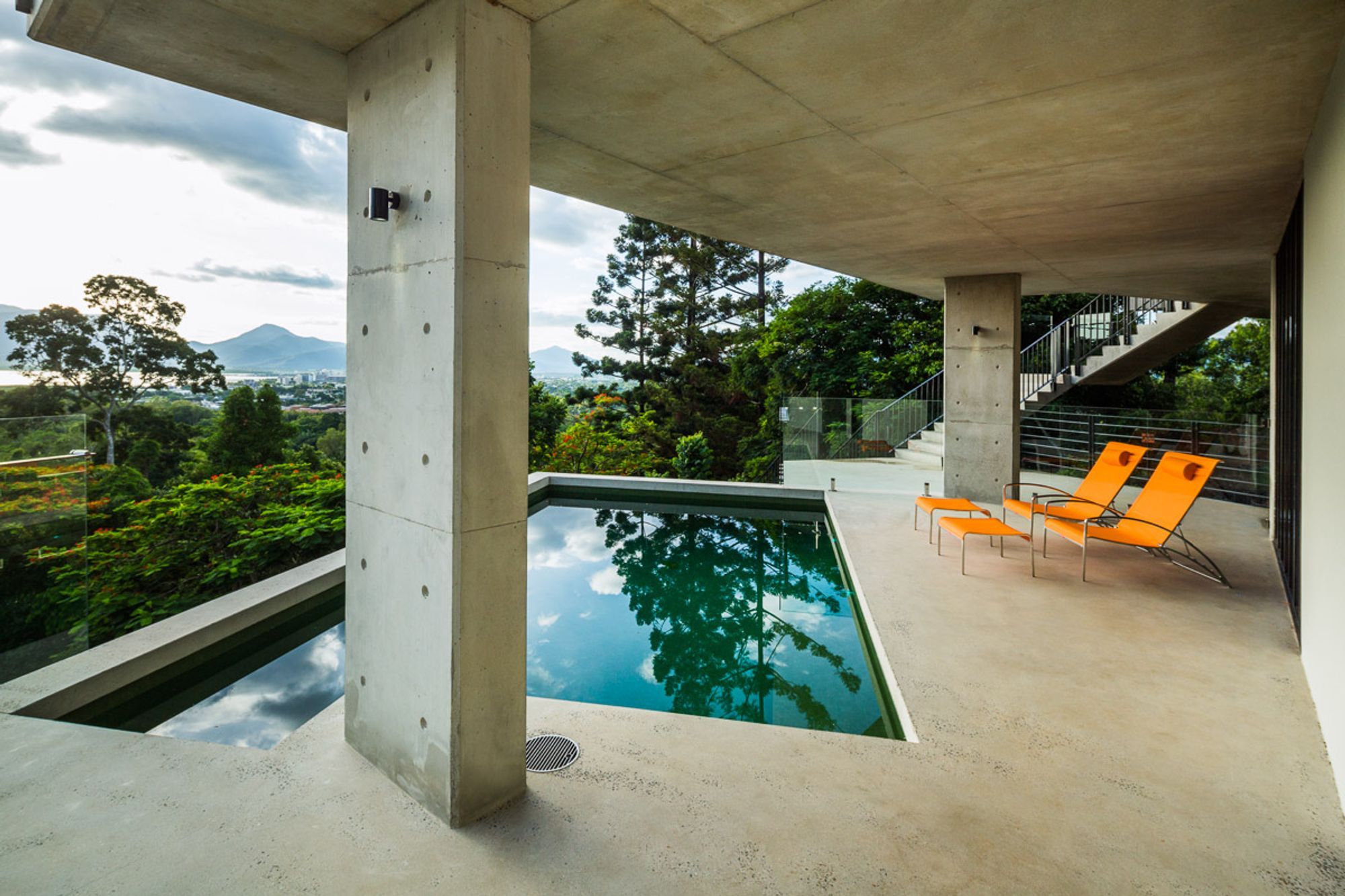 Edge Hill Residence