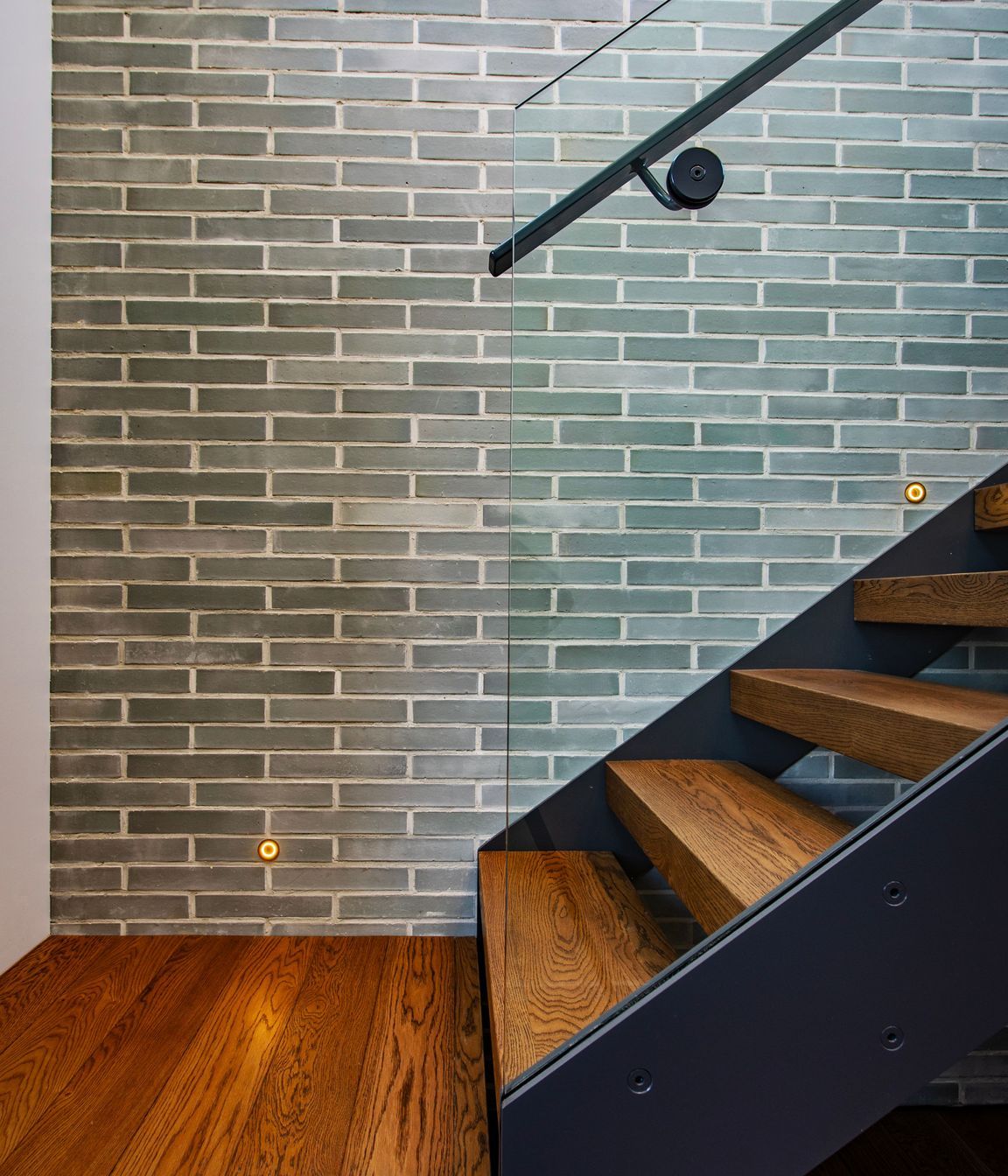 Tarata-interior-2.jpg