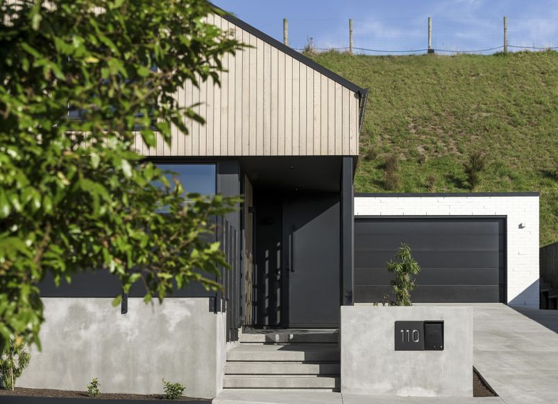 Tasman Views House