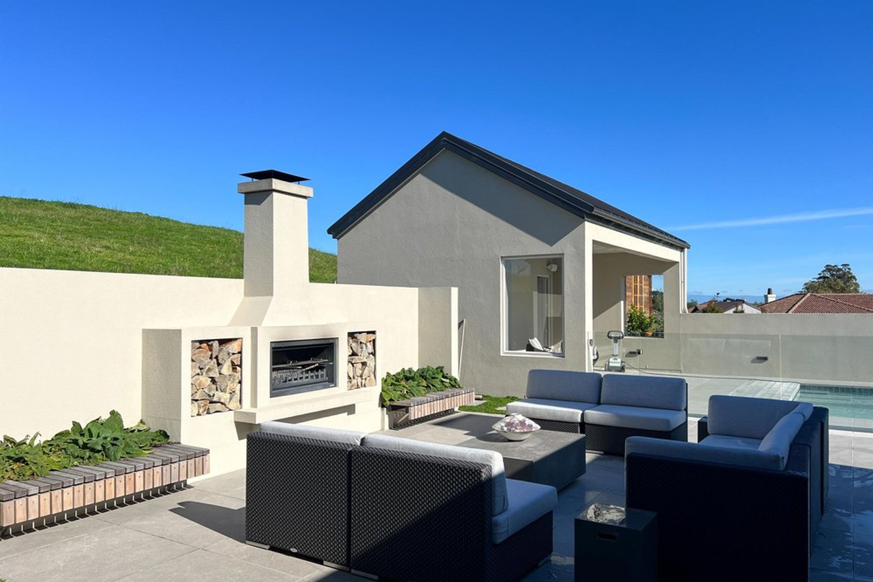 Te Awanga Build