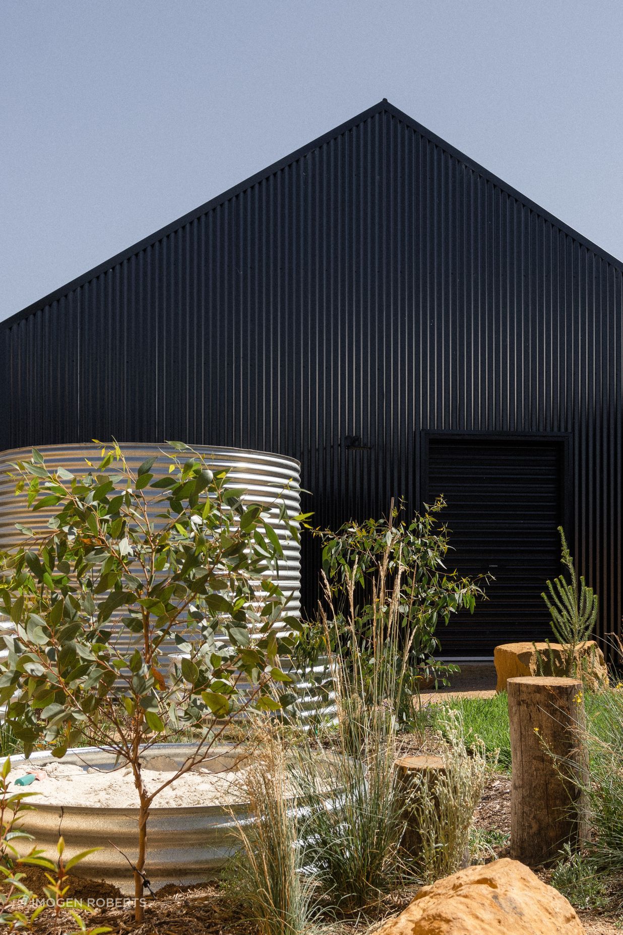 The-Good-Day-House-Al-and-Imo-Landscape-Design-by-Simon-Taylor-Native-Australian-Garden-Torquay-Surf-Coast-Australia-Taylor-12.jpg