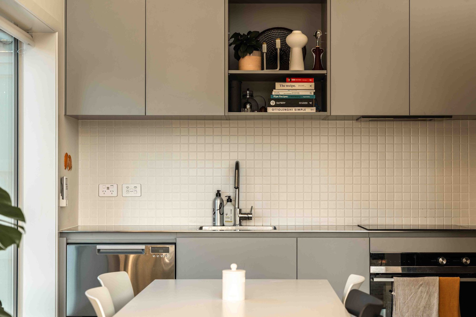 ThePaperHouseZeBuildDSC00475.jpg