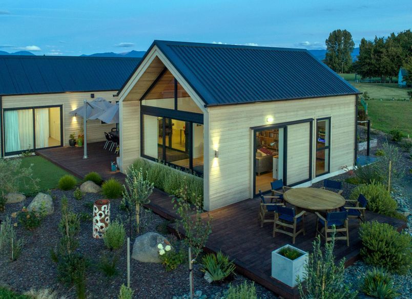 Iwa House