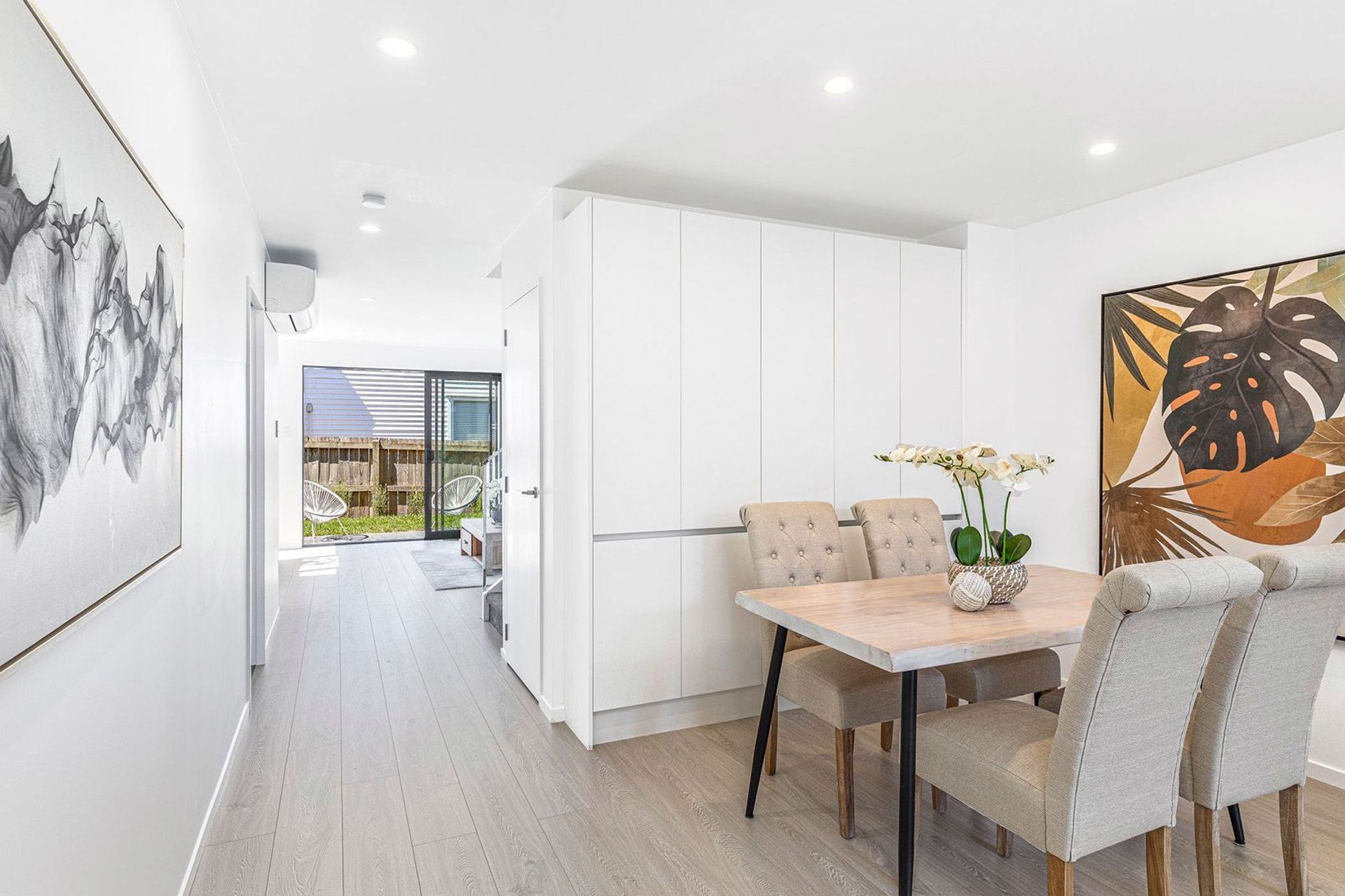 Torino Street, Pt England