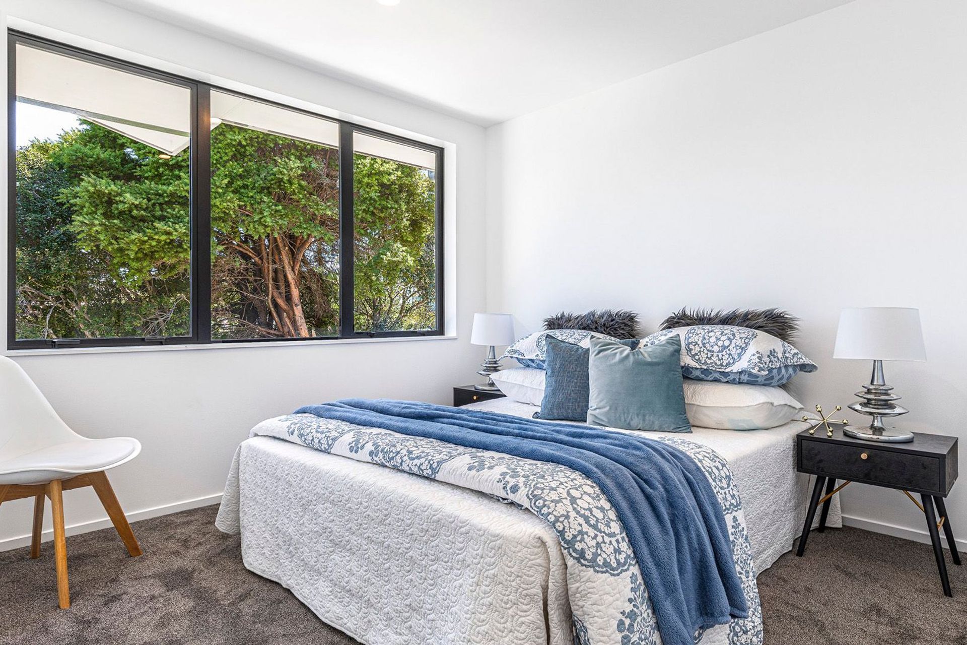 Torino Street, Pt England