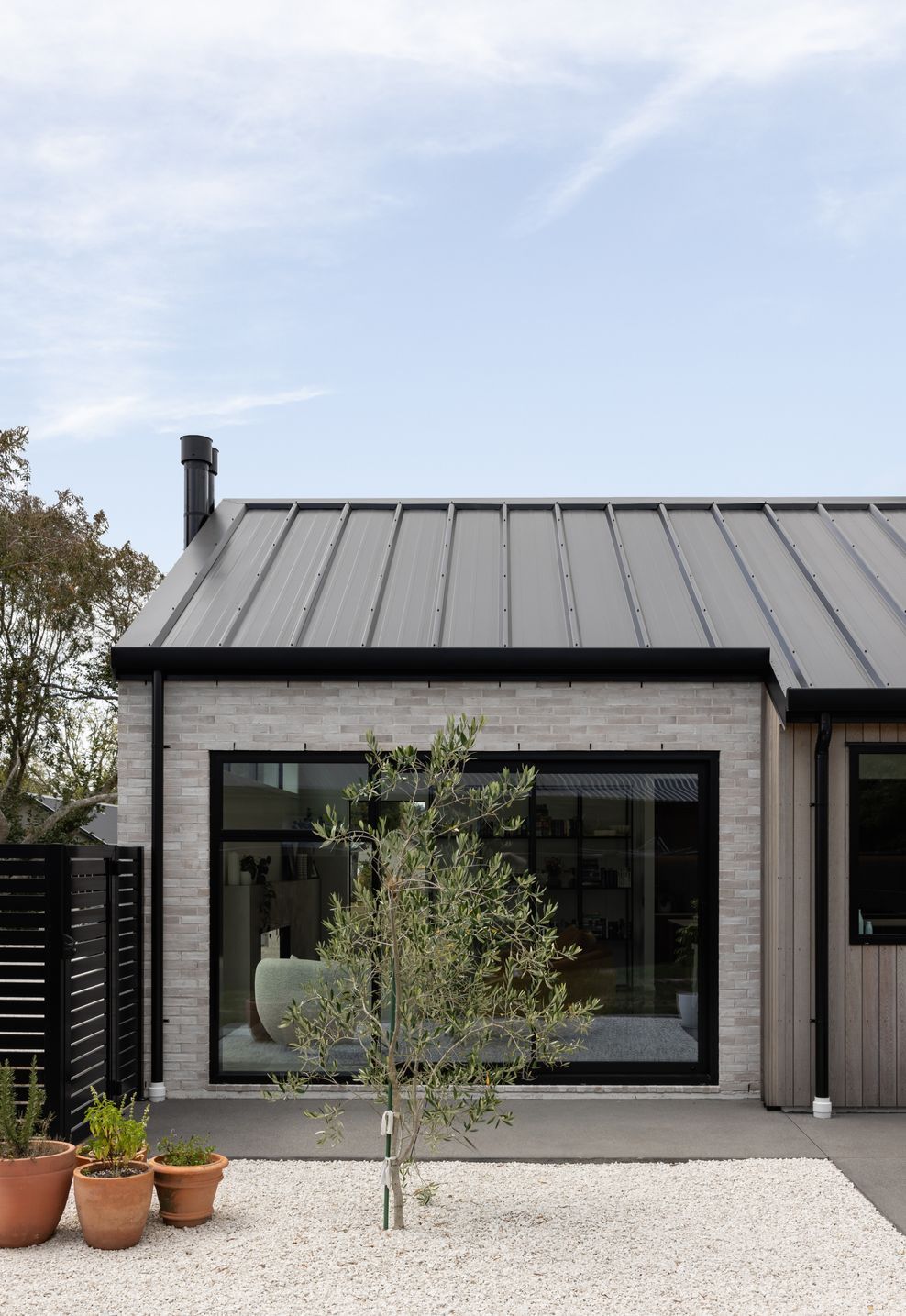 UntitledStudio-ThorntonRoad-16-ap-compressed.jpg