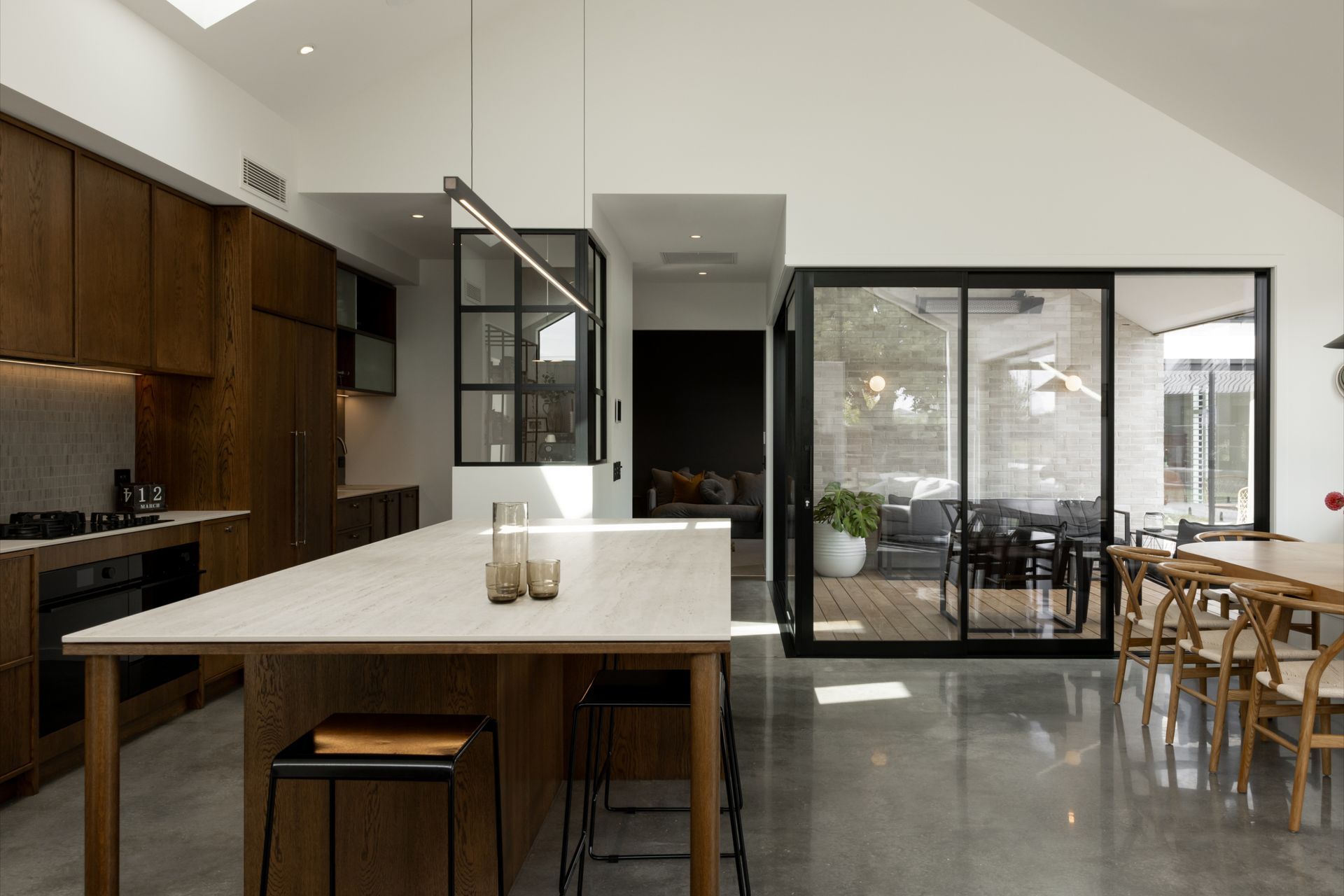 UntitledStudio-ThorntonRoad-1757-ap-compressed.jpg