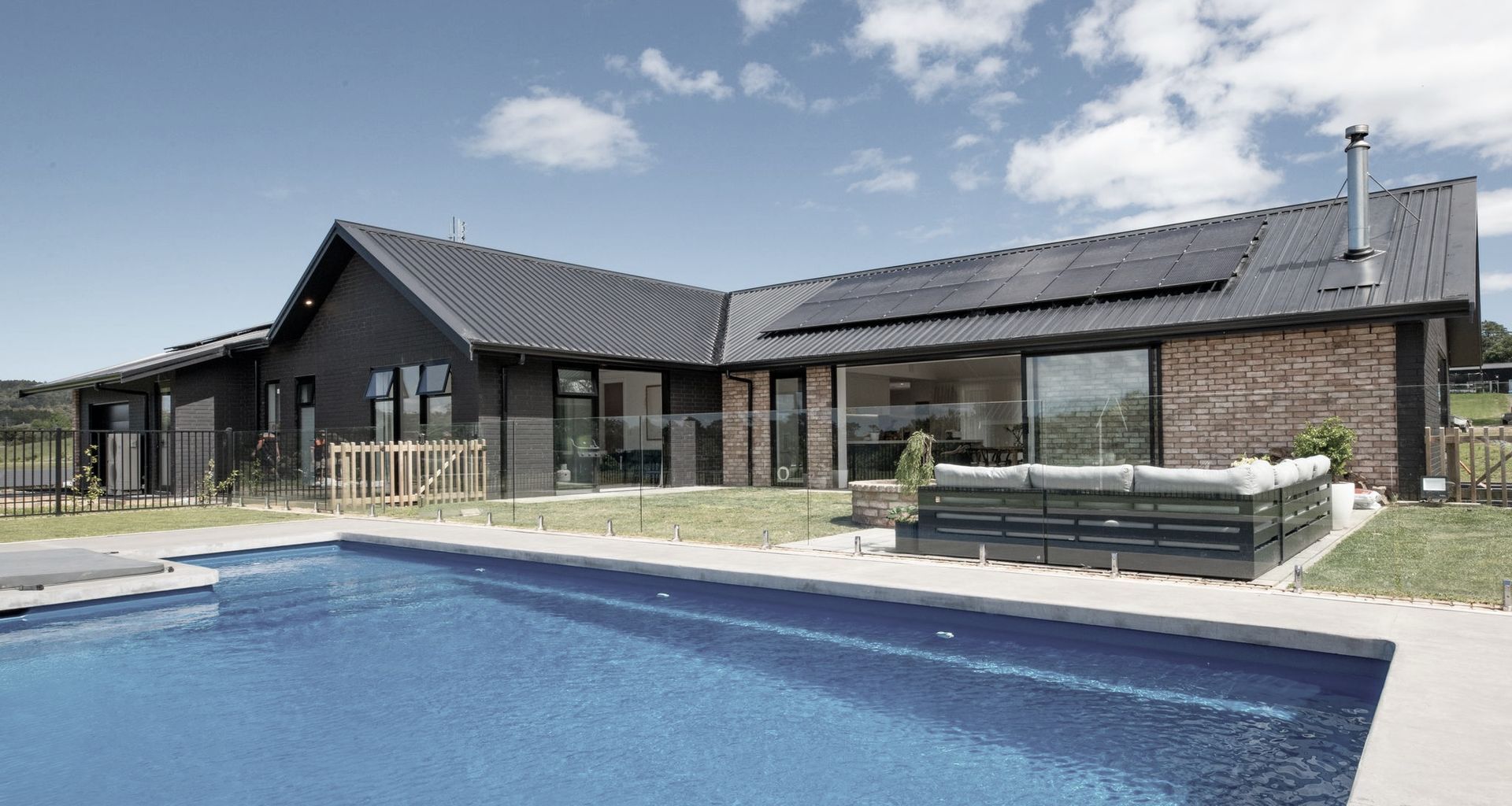 Oratia Hideaway In The Waitakere Ranges banner