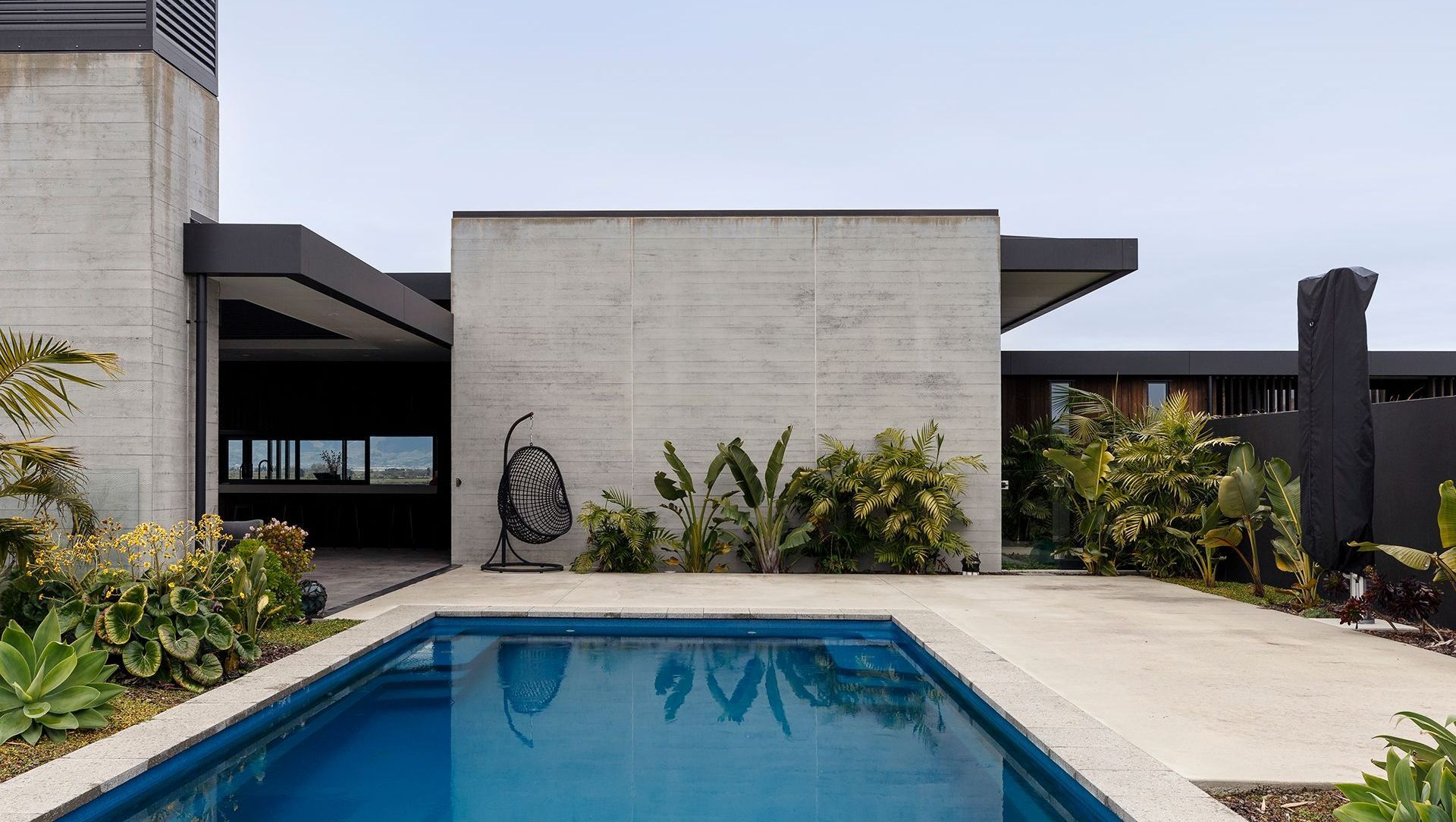 HOME Magazine Hoddy Rd House banner