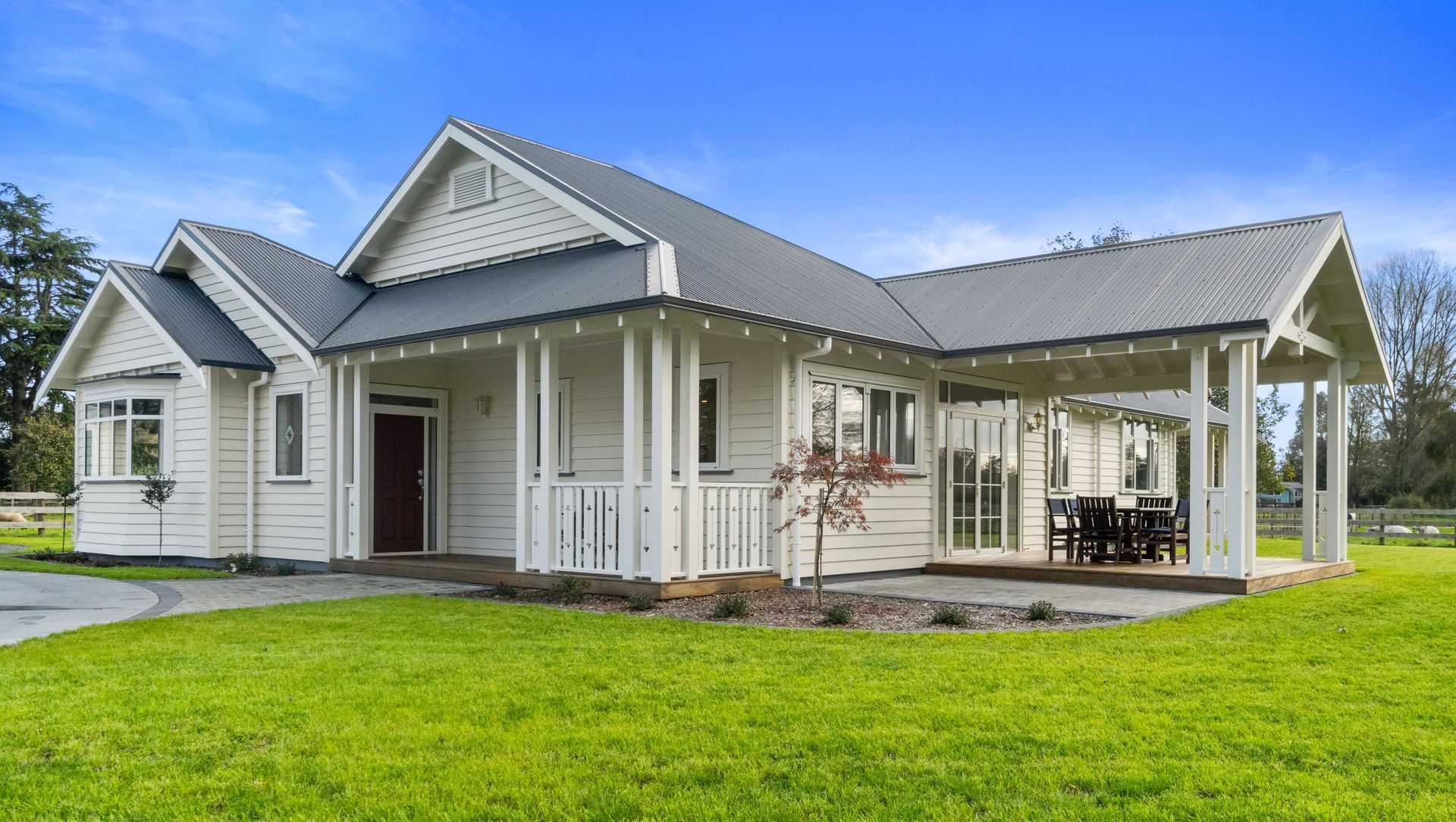 California Love banner