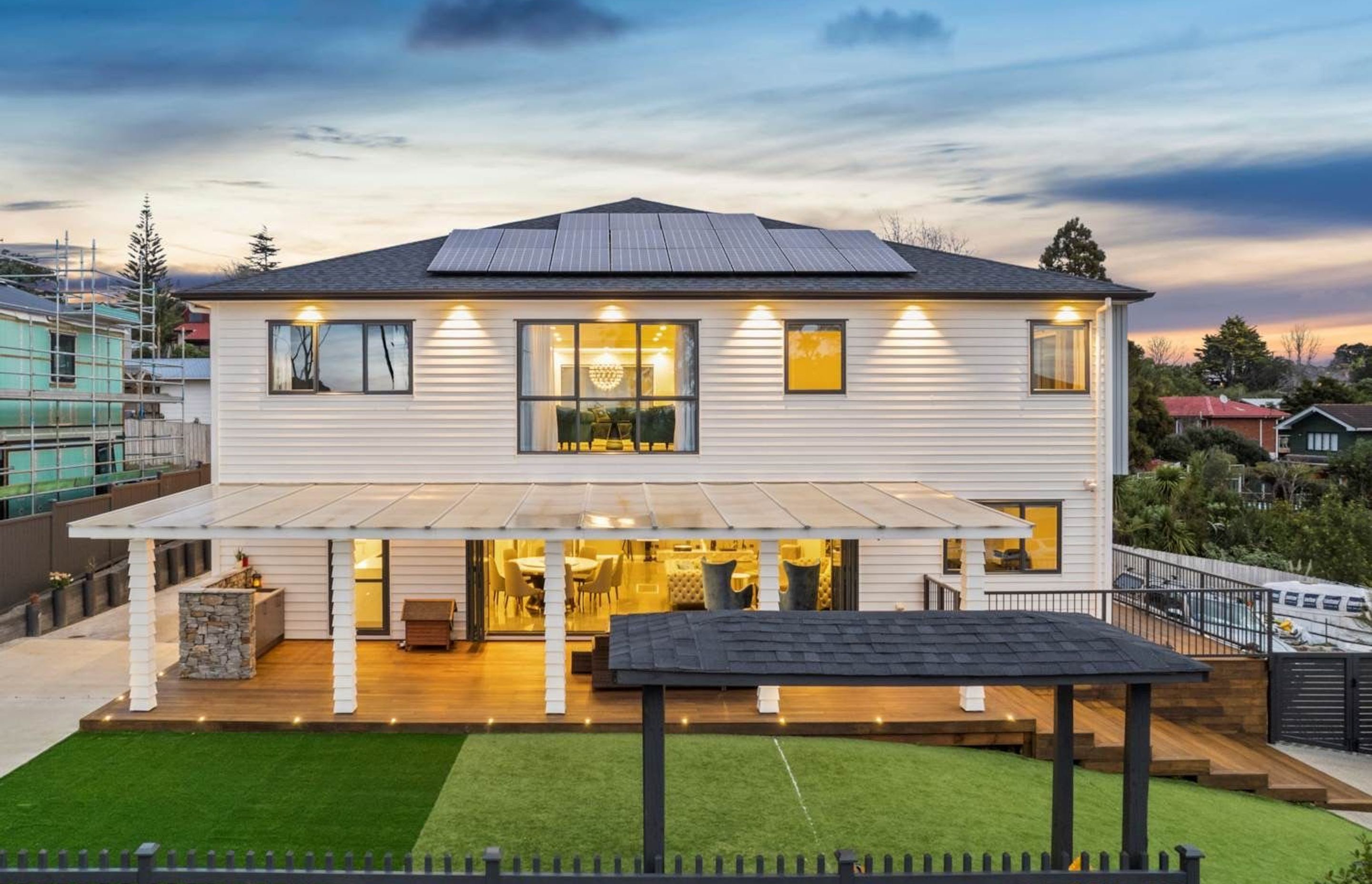 Happeace Lane, Titirangi