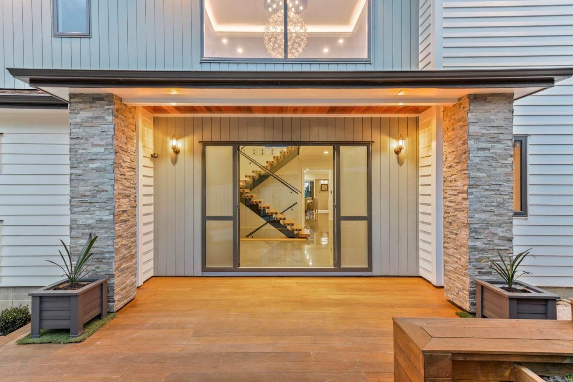 Happeace Lane, Titirangi